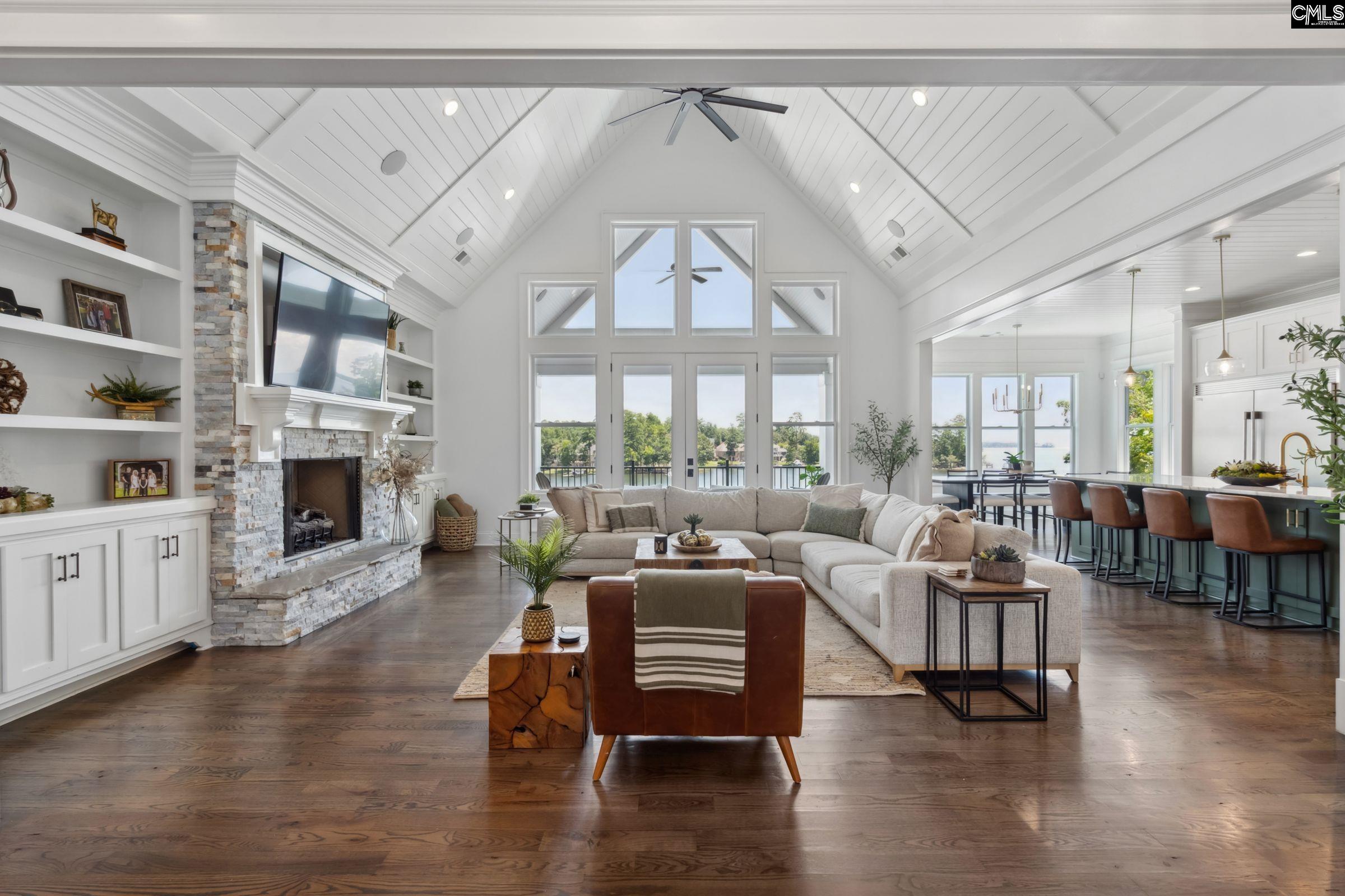 249 Pointe Overlook Drive