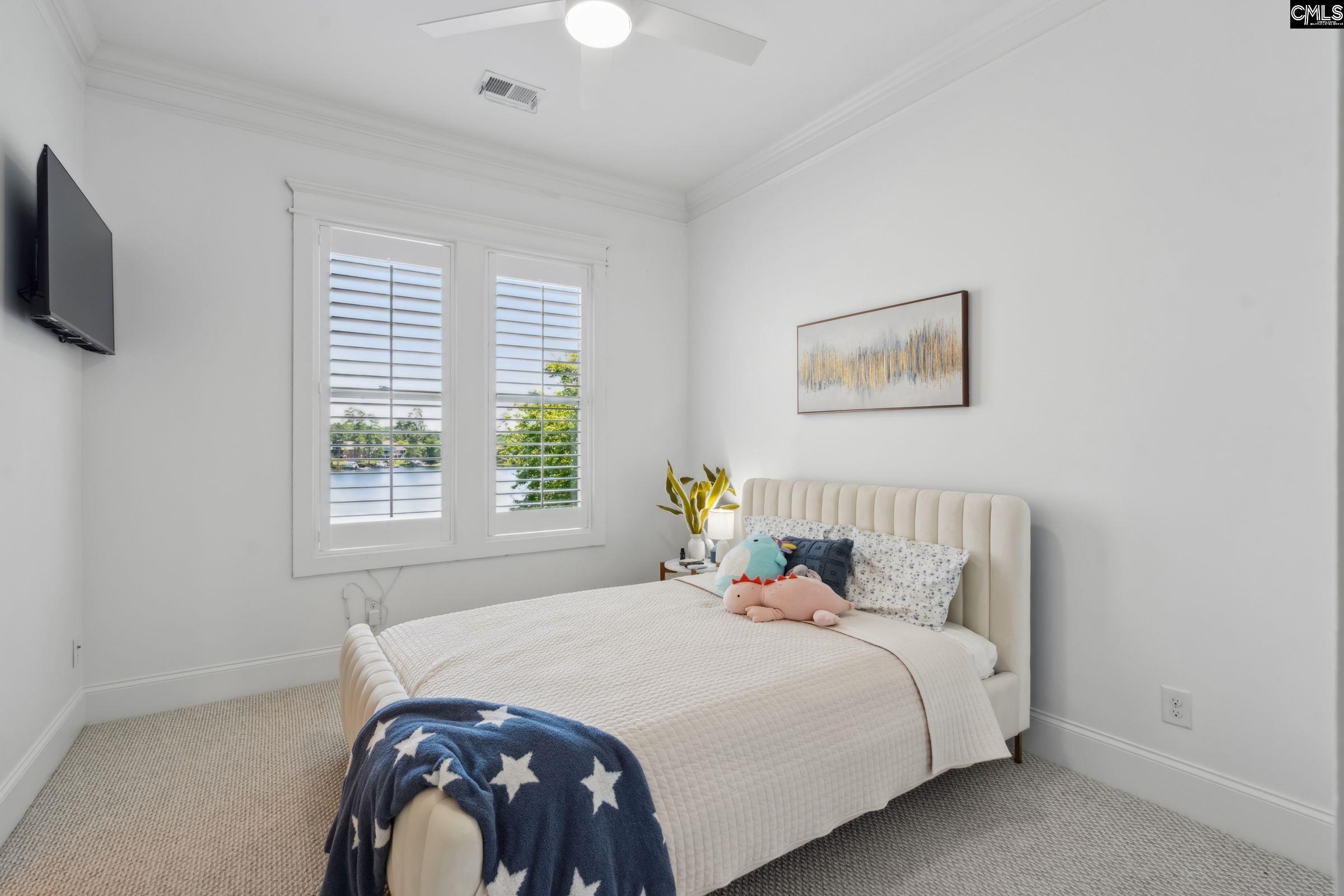 249 Pointe Overlook Drive