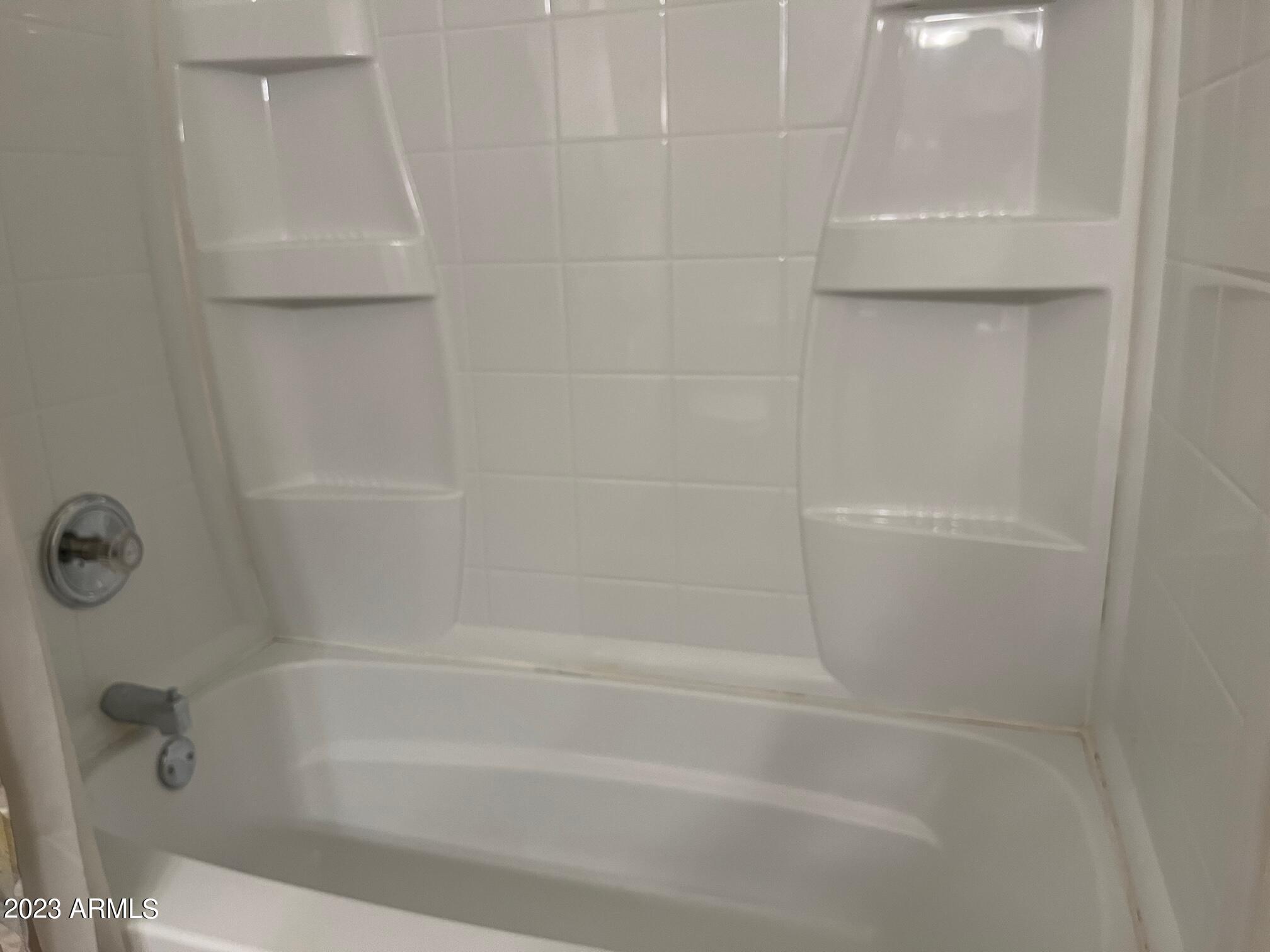 3901 E PINNACLE PEAK Road, 89