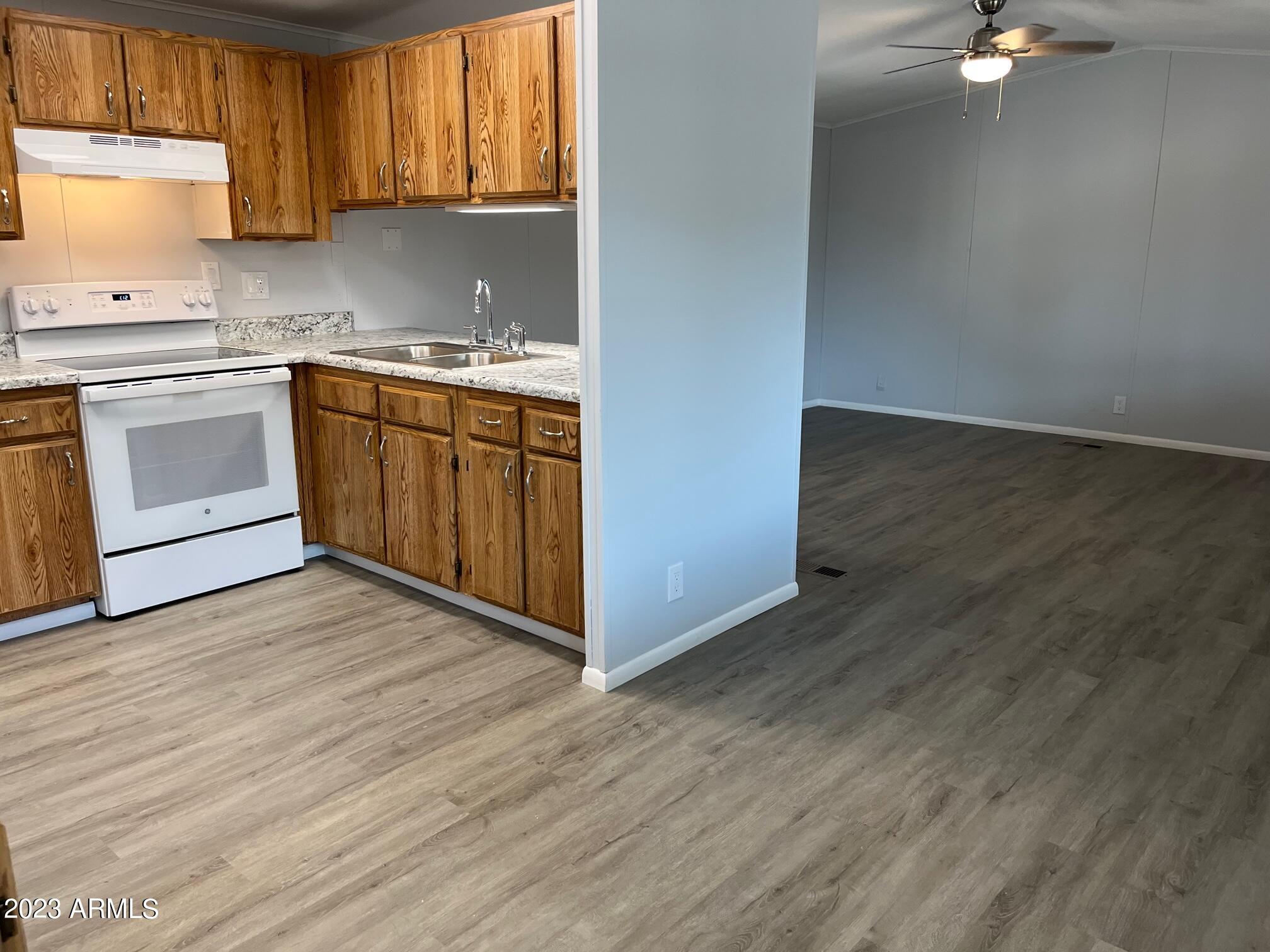 3901 E PINNACLE PEAK Road, 139