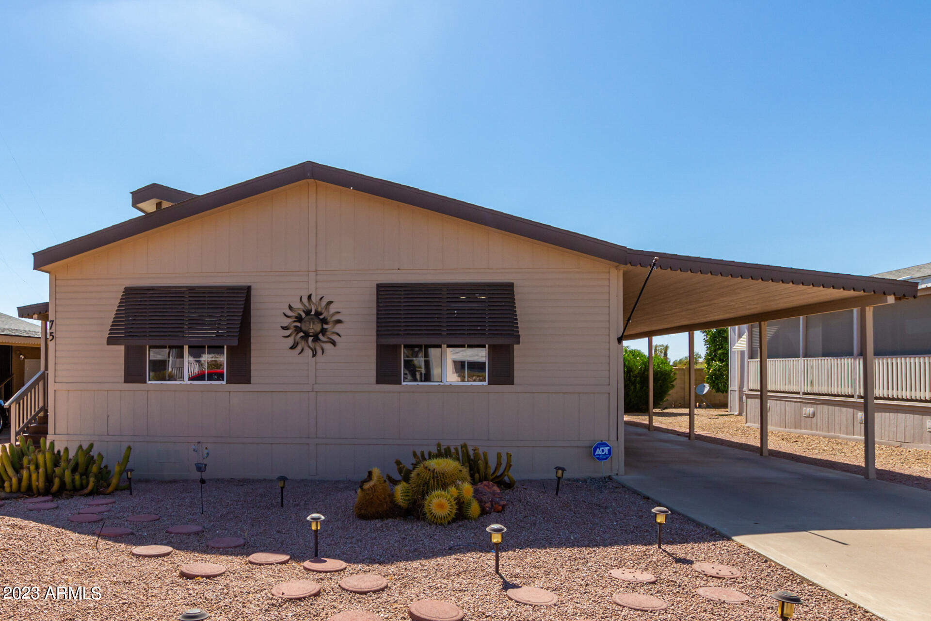 3901 E PINNACLE PEAK Road, 75
