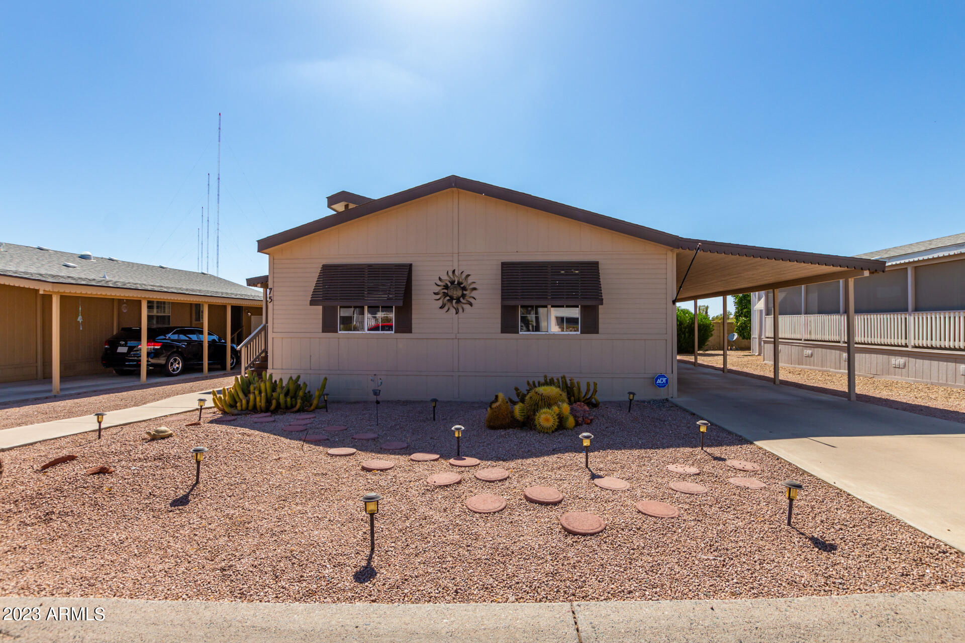 3901 E PINNACLE PEAK Road, 75