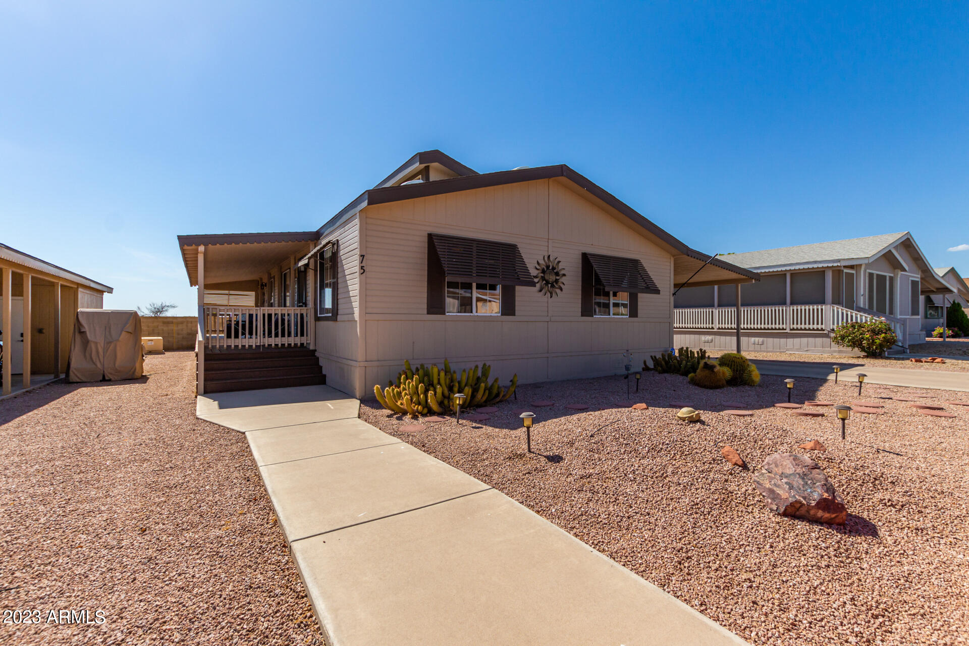 3901 E PINNACLE PEAK Road, 75