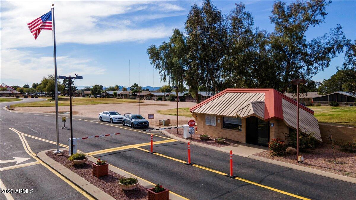 3901 E PINNACLE PEAK Road, 75