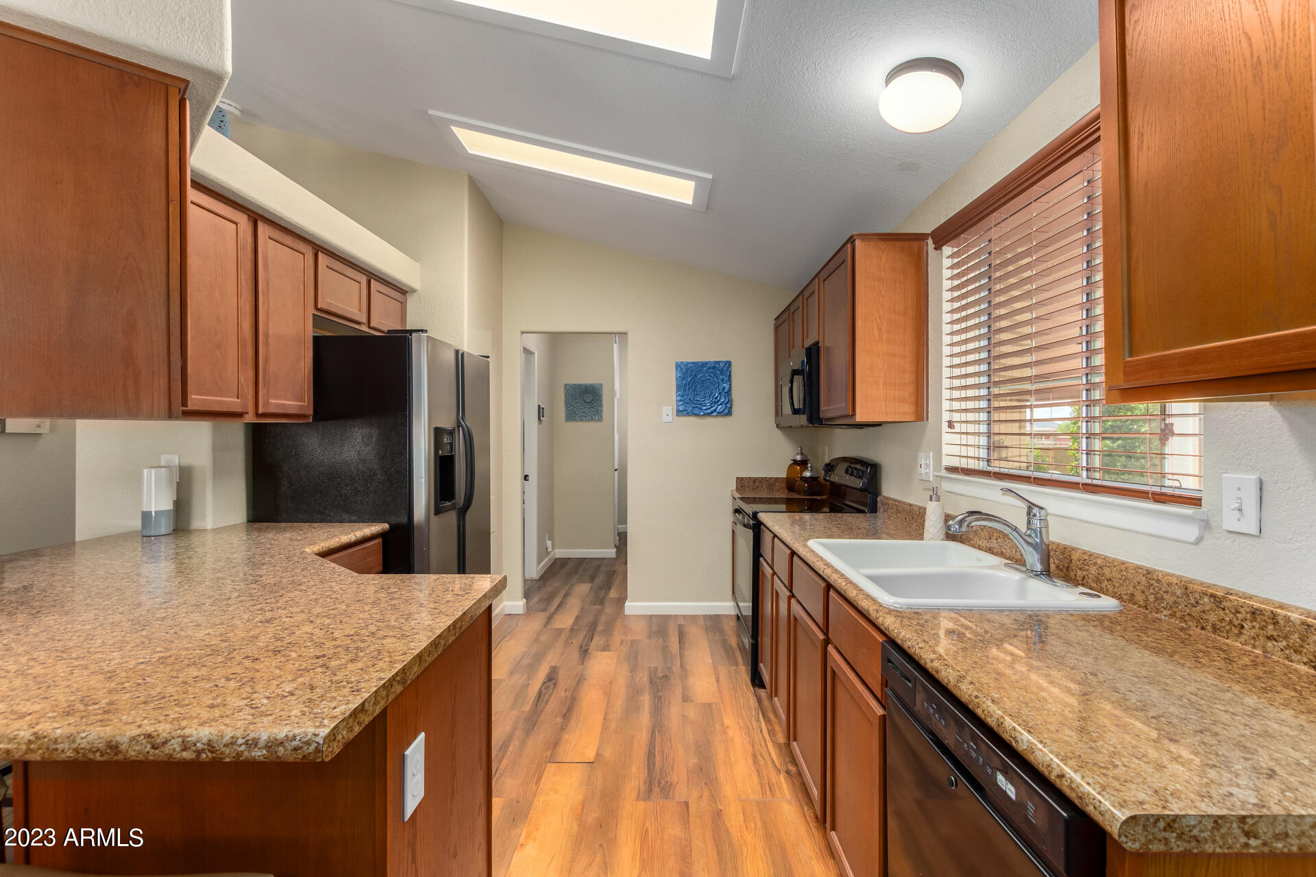 3901 E PINNACLE PEAK Road, 75