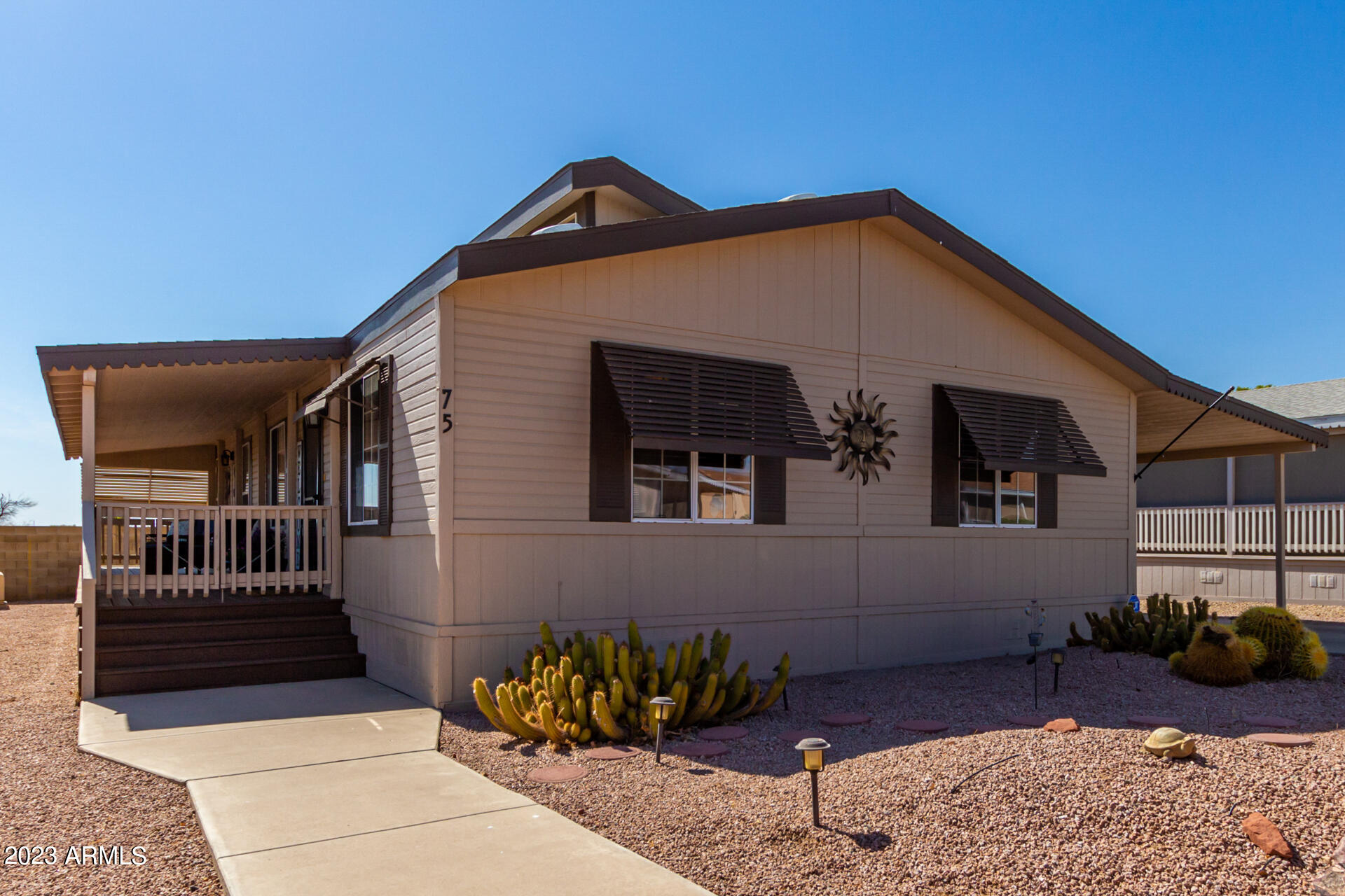 3901 E PINNACLE PEAK Road, 75