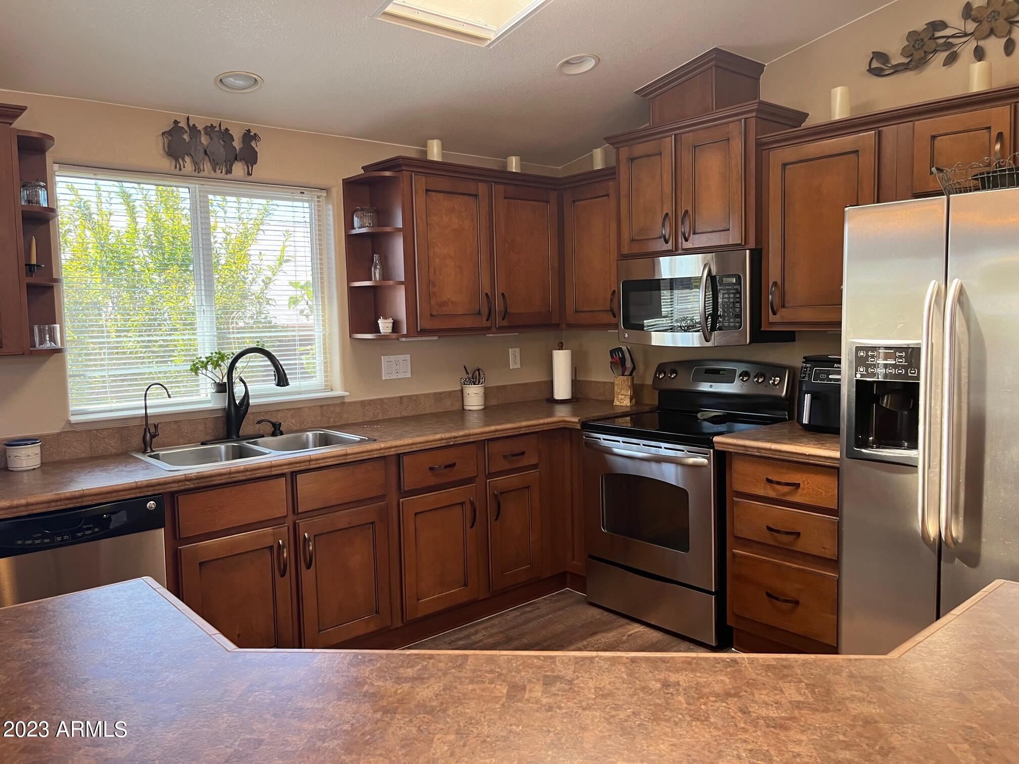 3901 E PINNACLE PEAK Road, 310