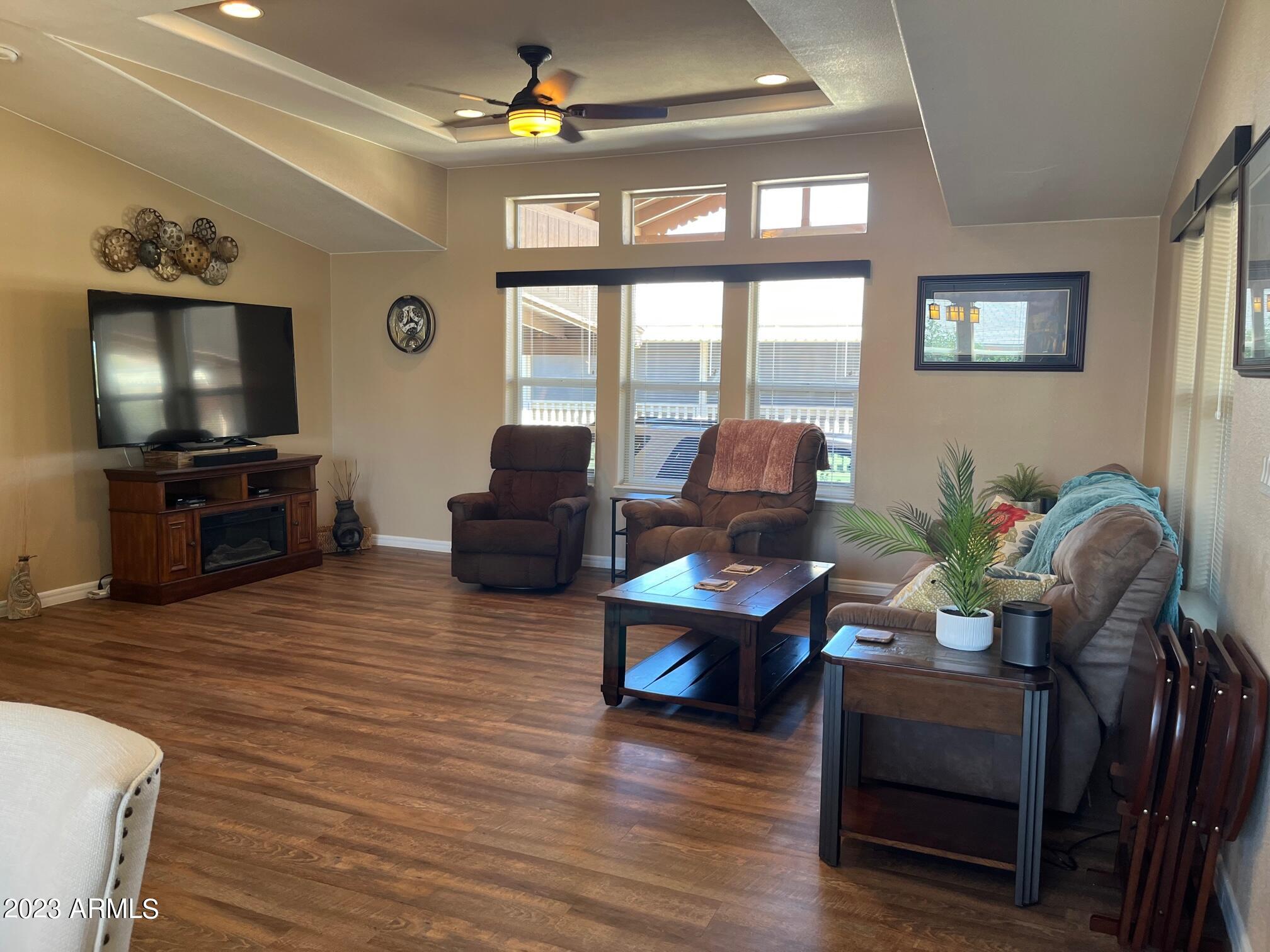 3901 E PINNACLE PEAK Road, 310