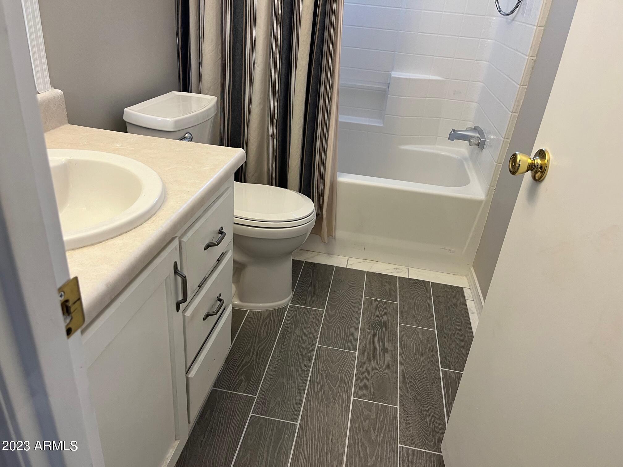 3901 E PINNACLE PEAK Road, #87