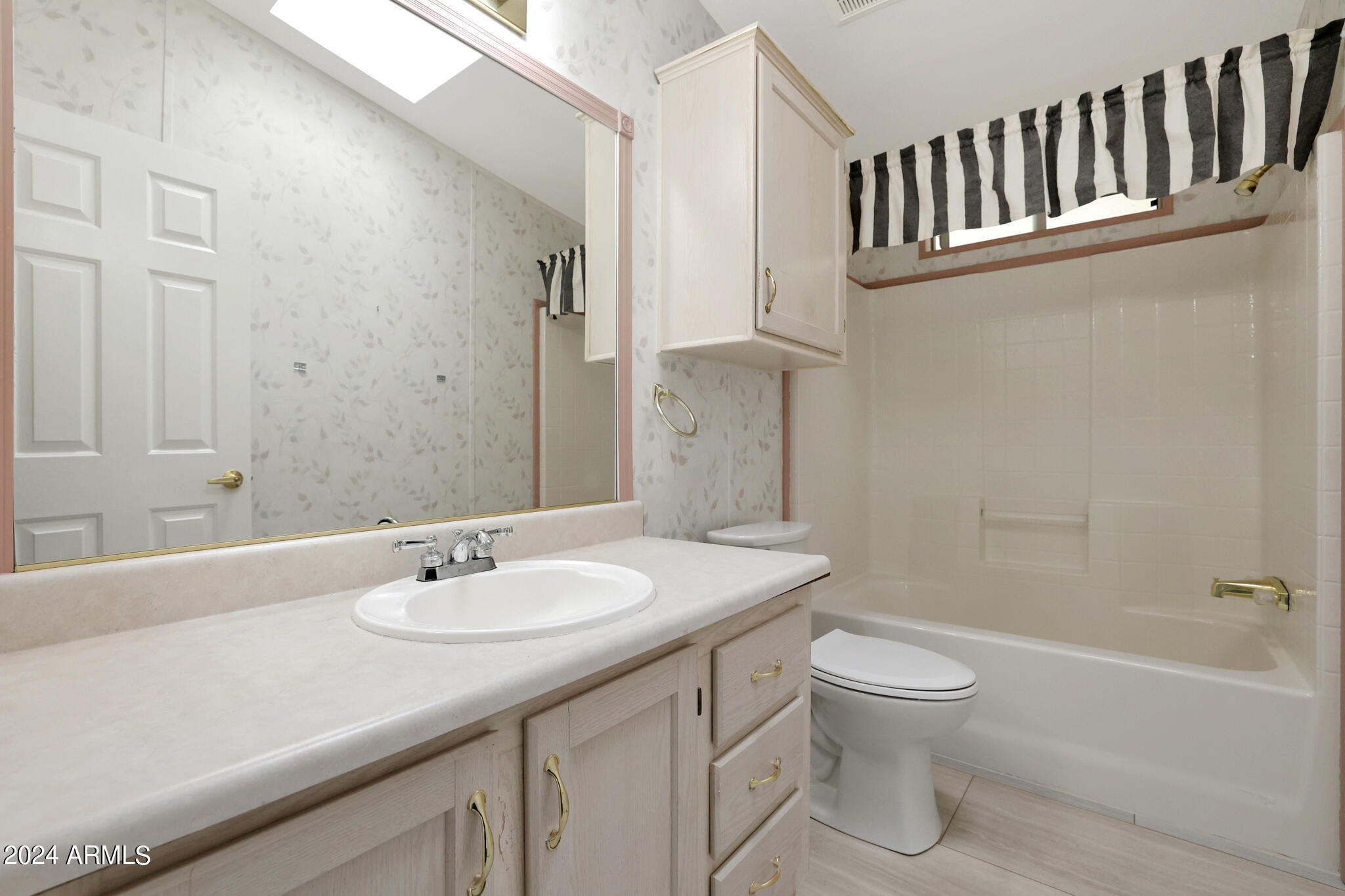 3901 E PINNACLE PEAK Road, #238