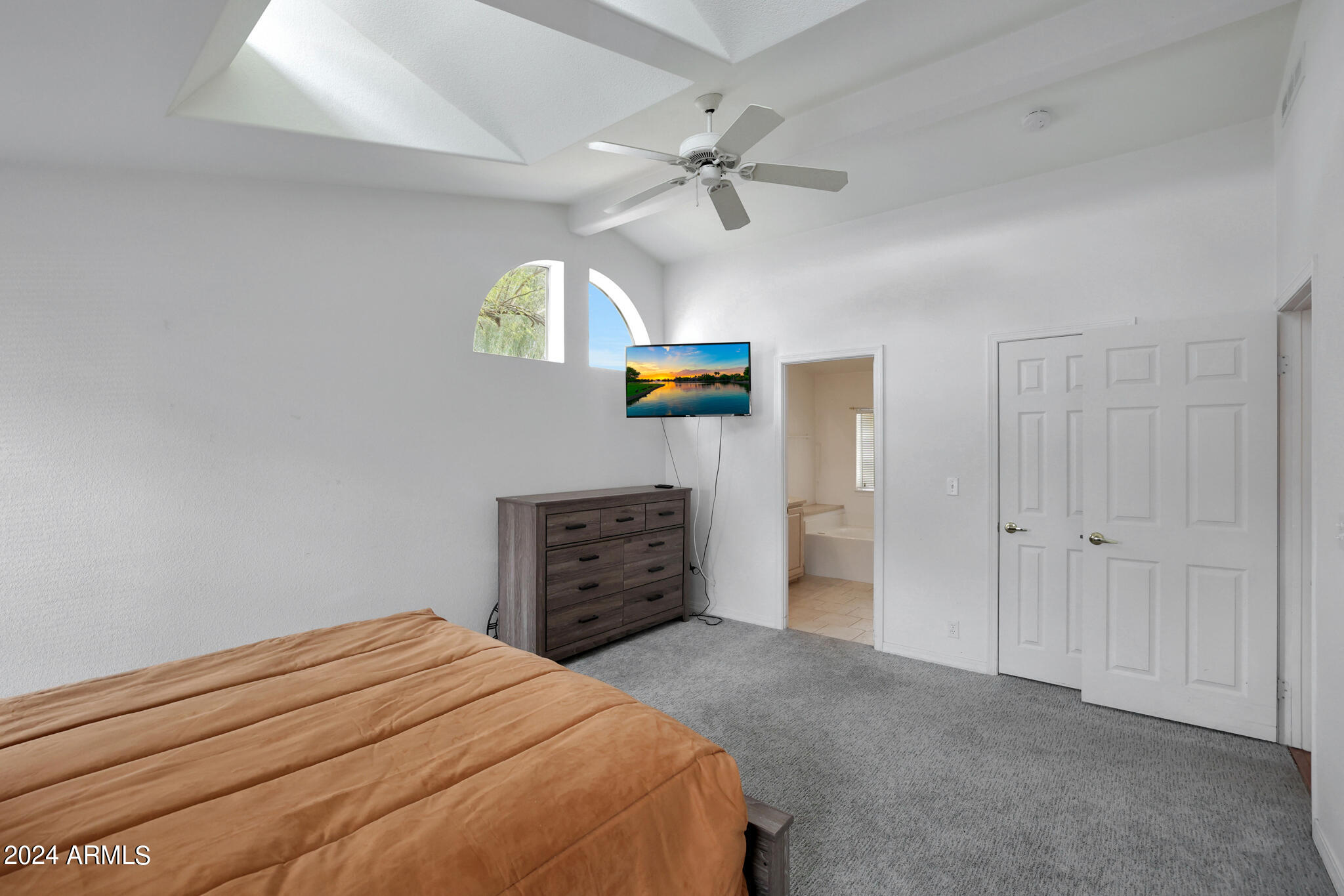 3901 E PINNACLE PEAK Road, #384