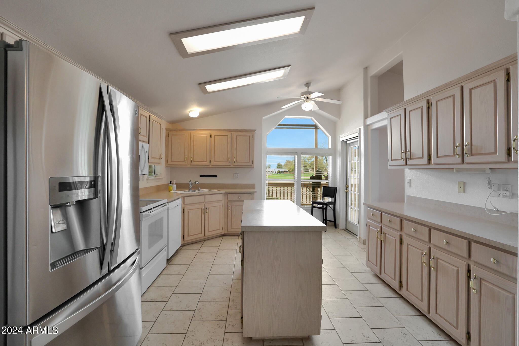 3901 E PINNACLE PEAK Road, #384