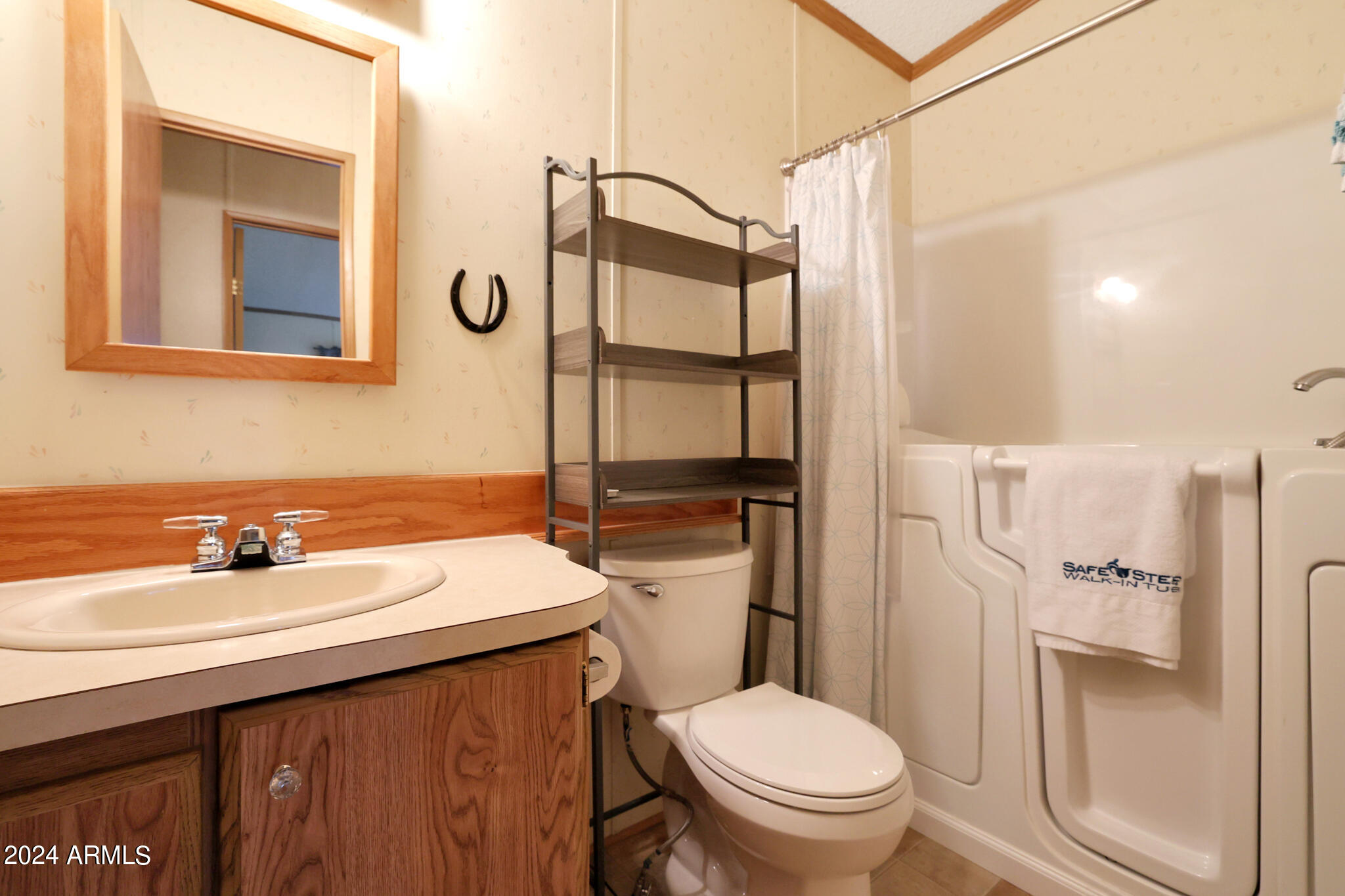 3901 E PINNACLE PEAK Road, #64