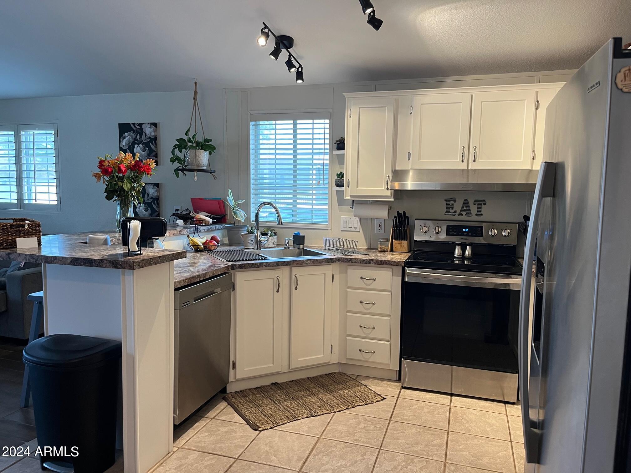 3901 E PINNACLE PEAK Road, #224