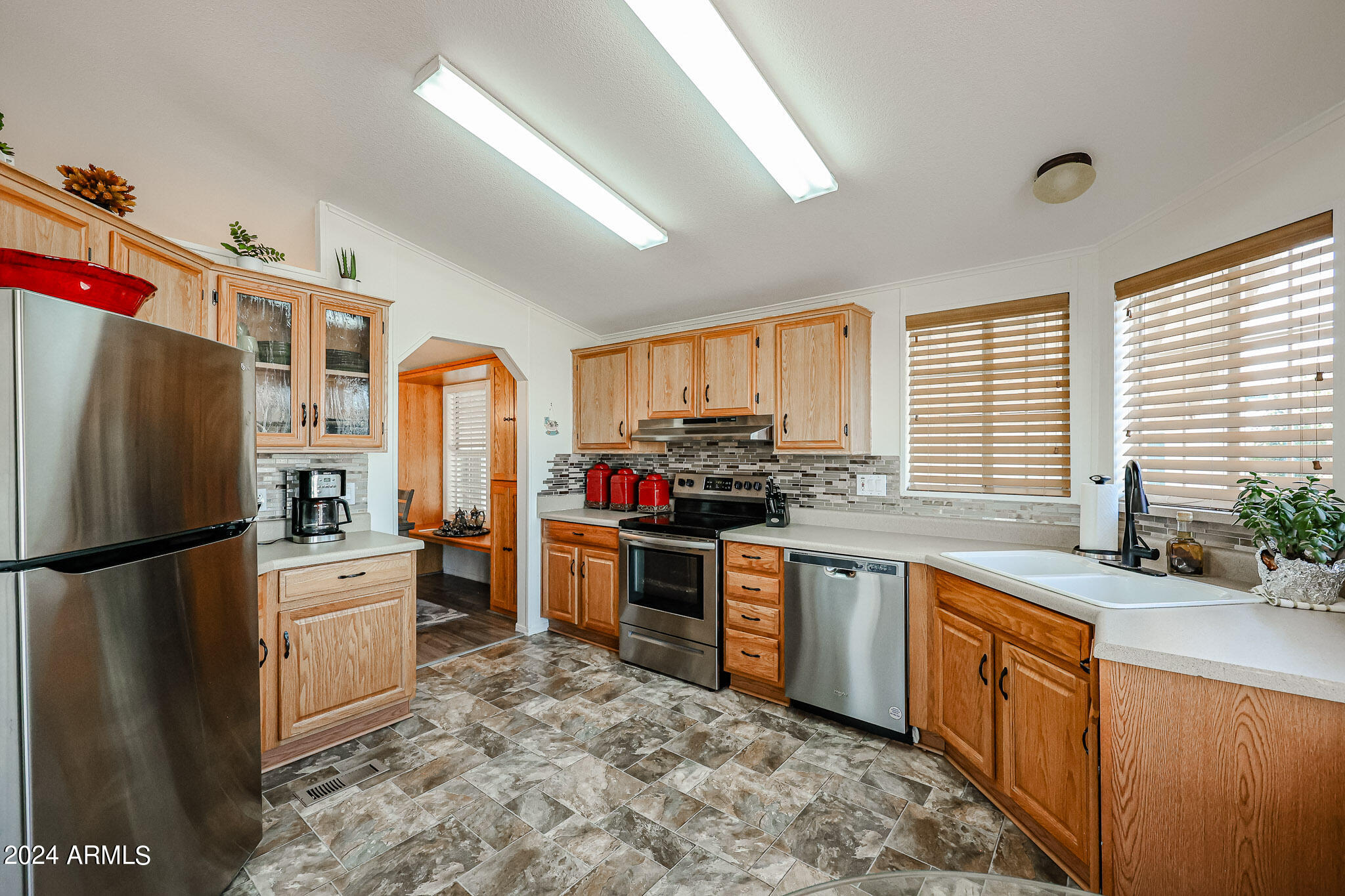 3901 E PINNACLE PEAK Road, 97