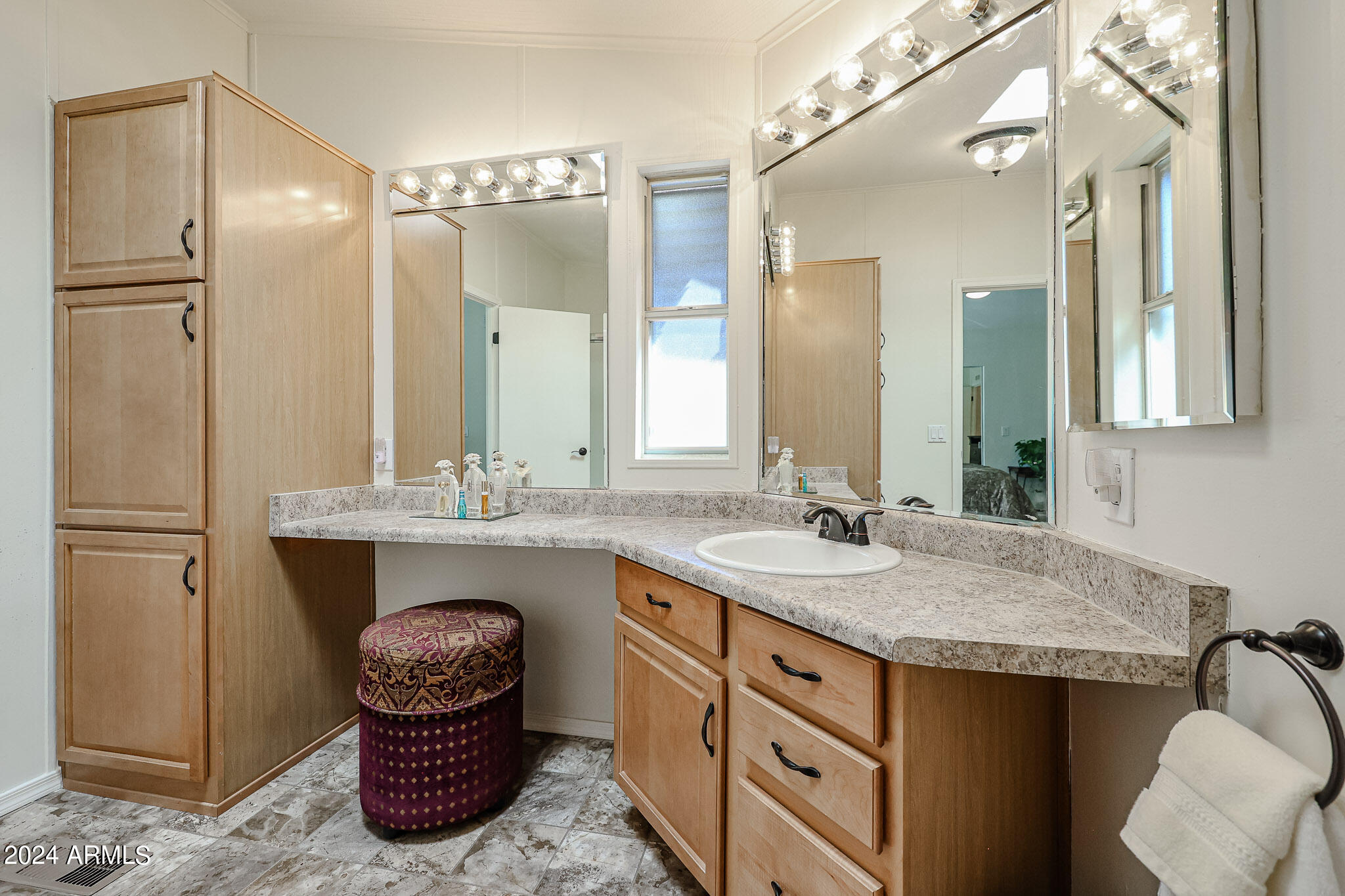 3901 E PINNACLE PEAK Road, 97