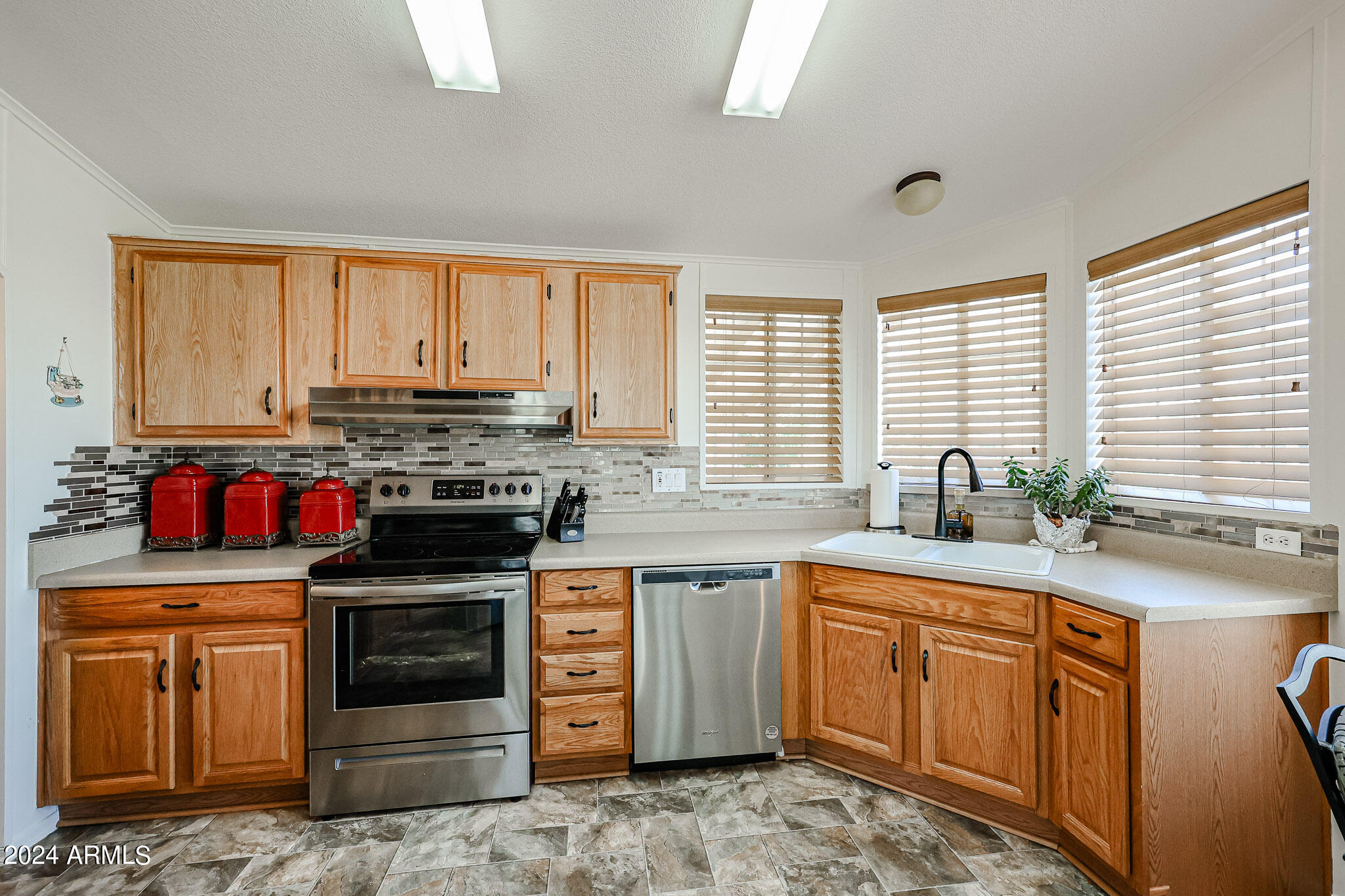 3901 E PINNACLE PEAK Road, 97