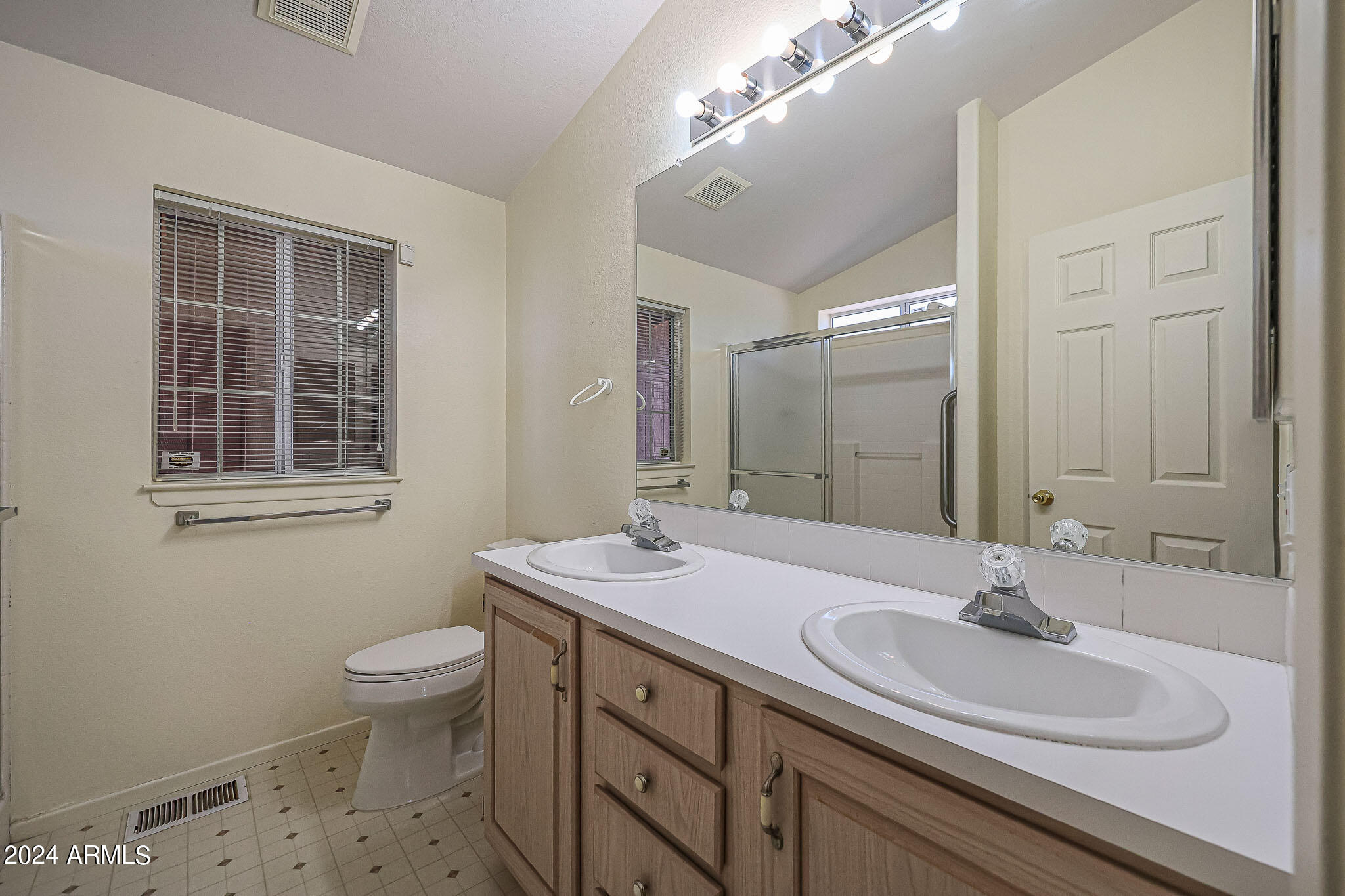 3901 E PINNACLE PEAK Road, 42