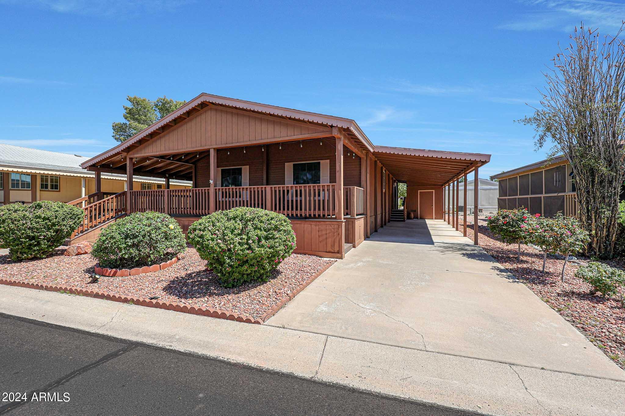 3901 E PINNACLE PEAK Road, 42