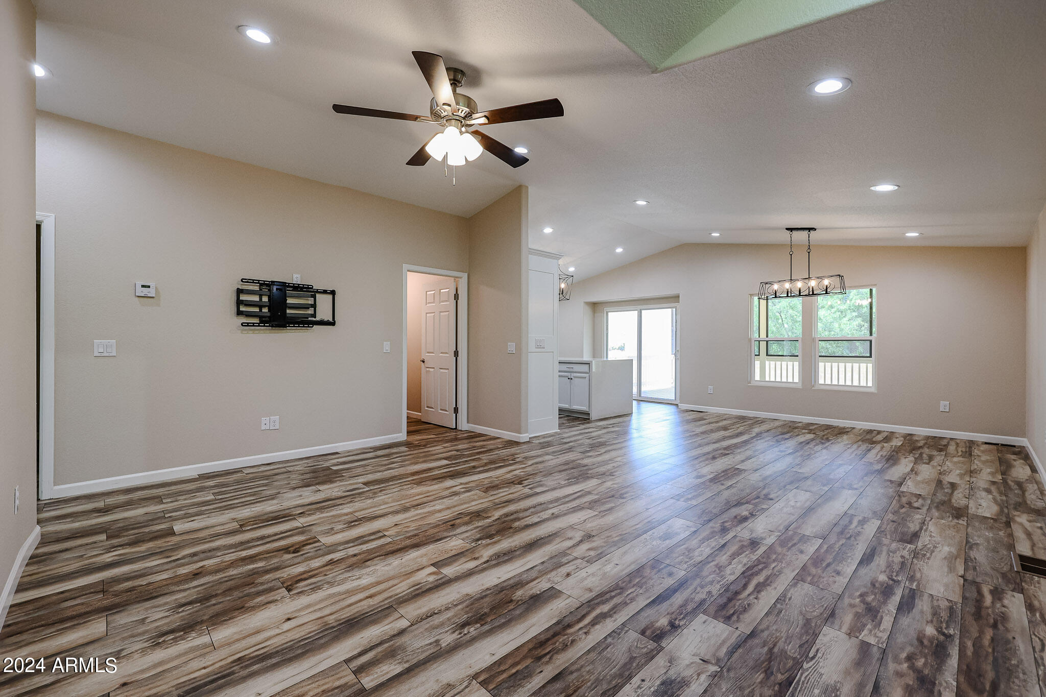 3901 E PINNACLE PEAK Road, 254