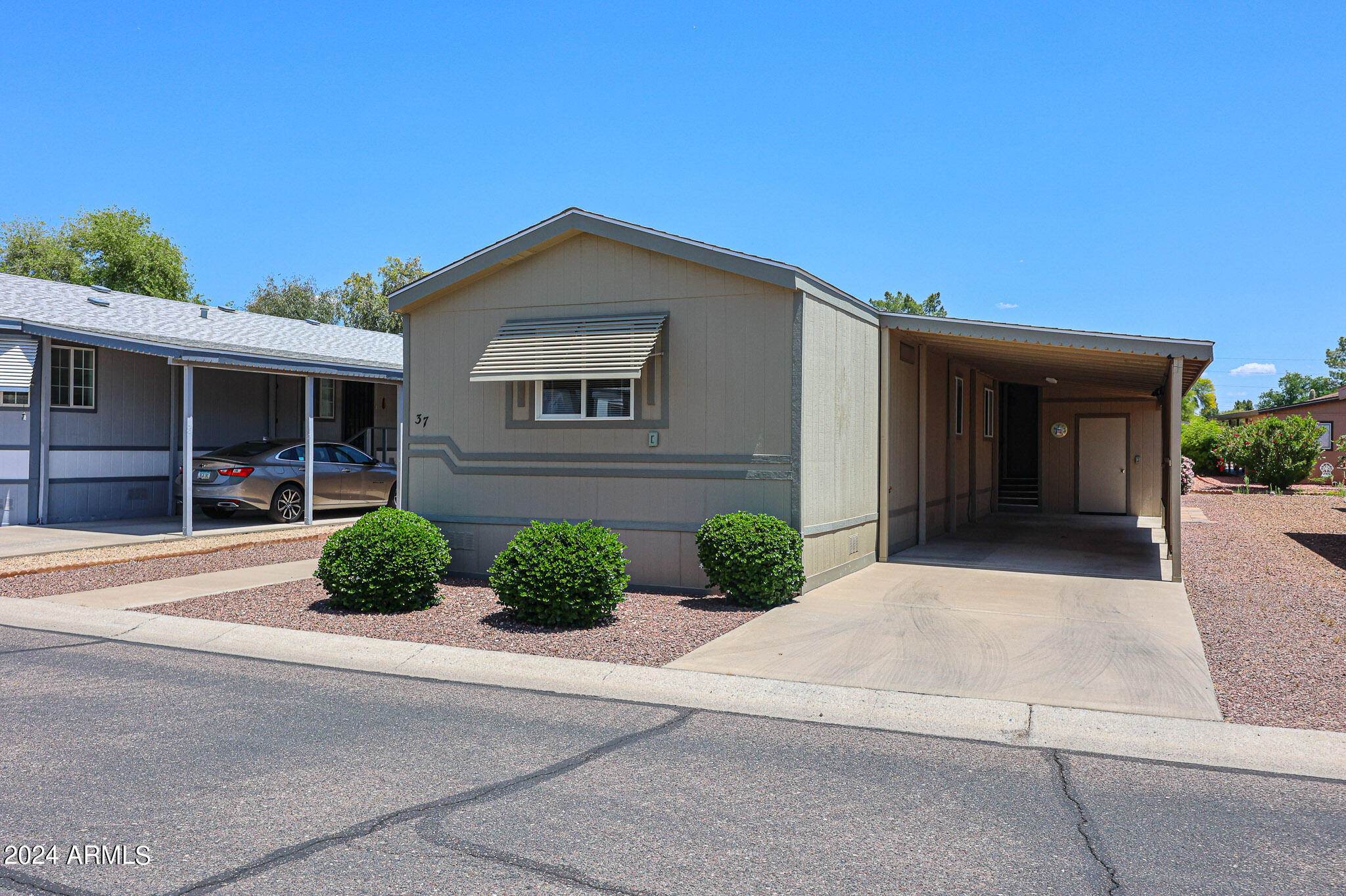 3901 E PINNACLE PEAK Road, 37