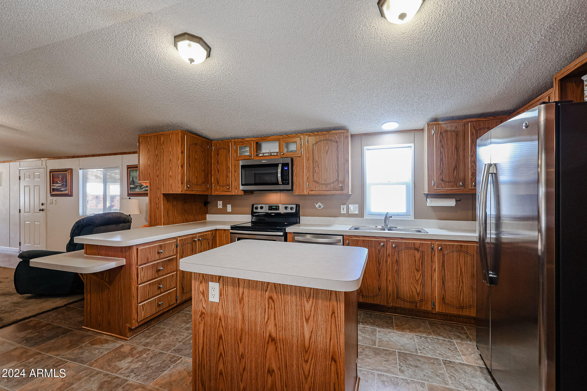 3901 E PINNACLE PEAK Road, 37