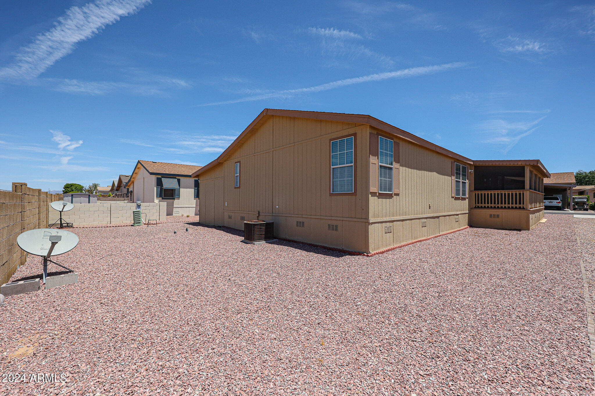3901 E PINNACLE PEAK Road, 83