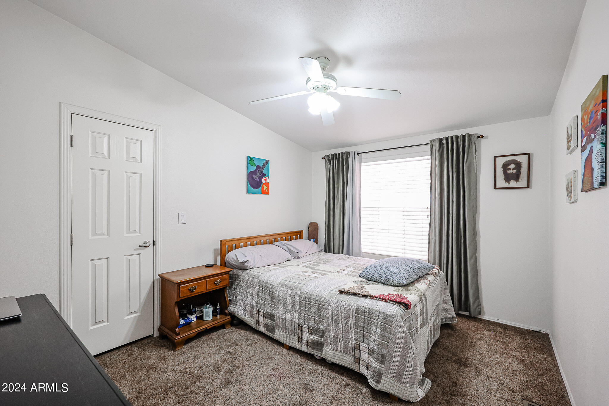 3901 E PINNACLE PEAK Road, 83