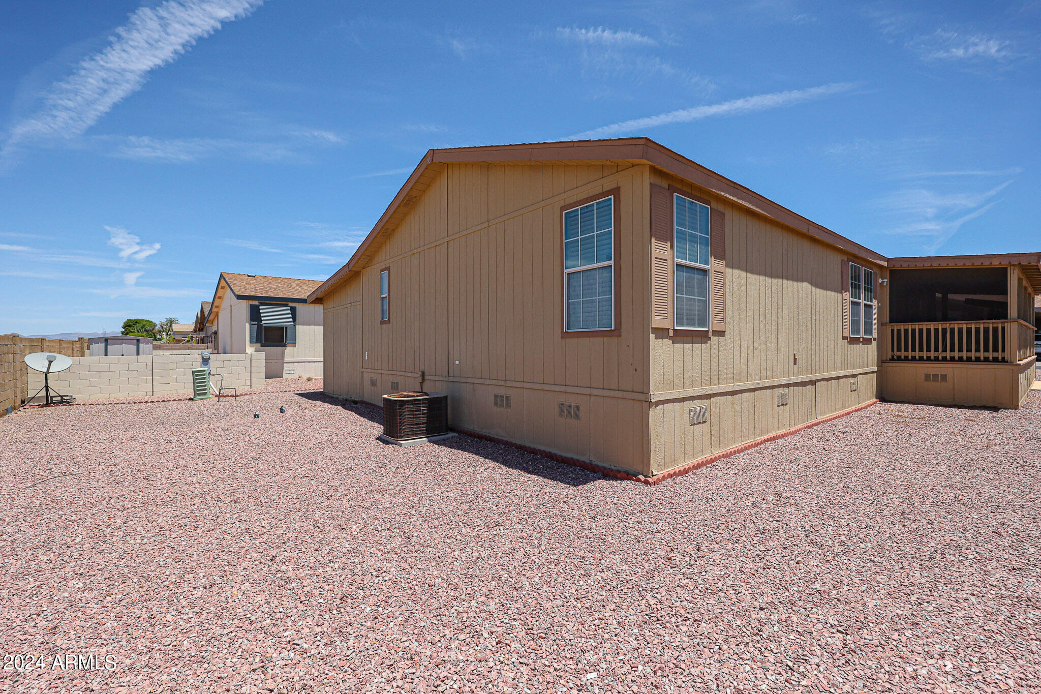 3901 E PINNACLE PEAK Road, 83