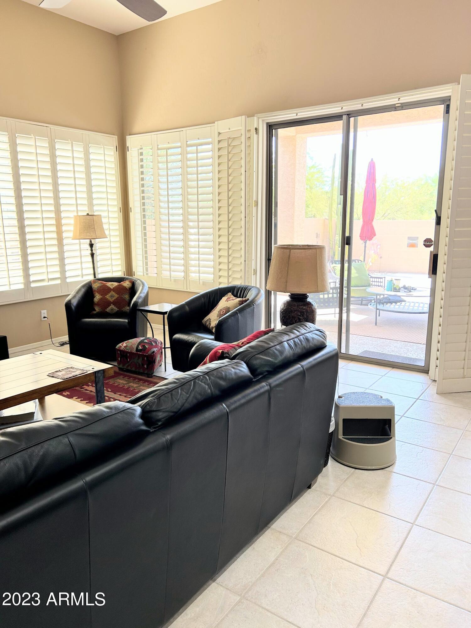 5004 E DESERT VISTA Trail