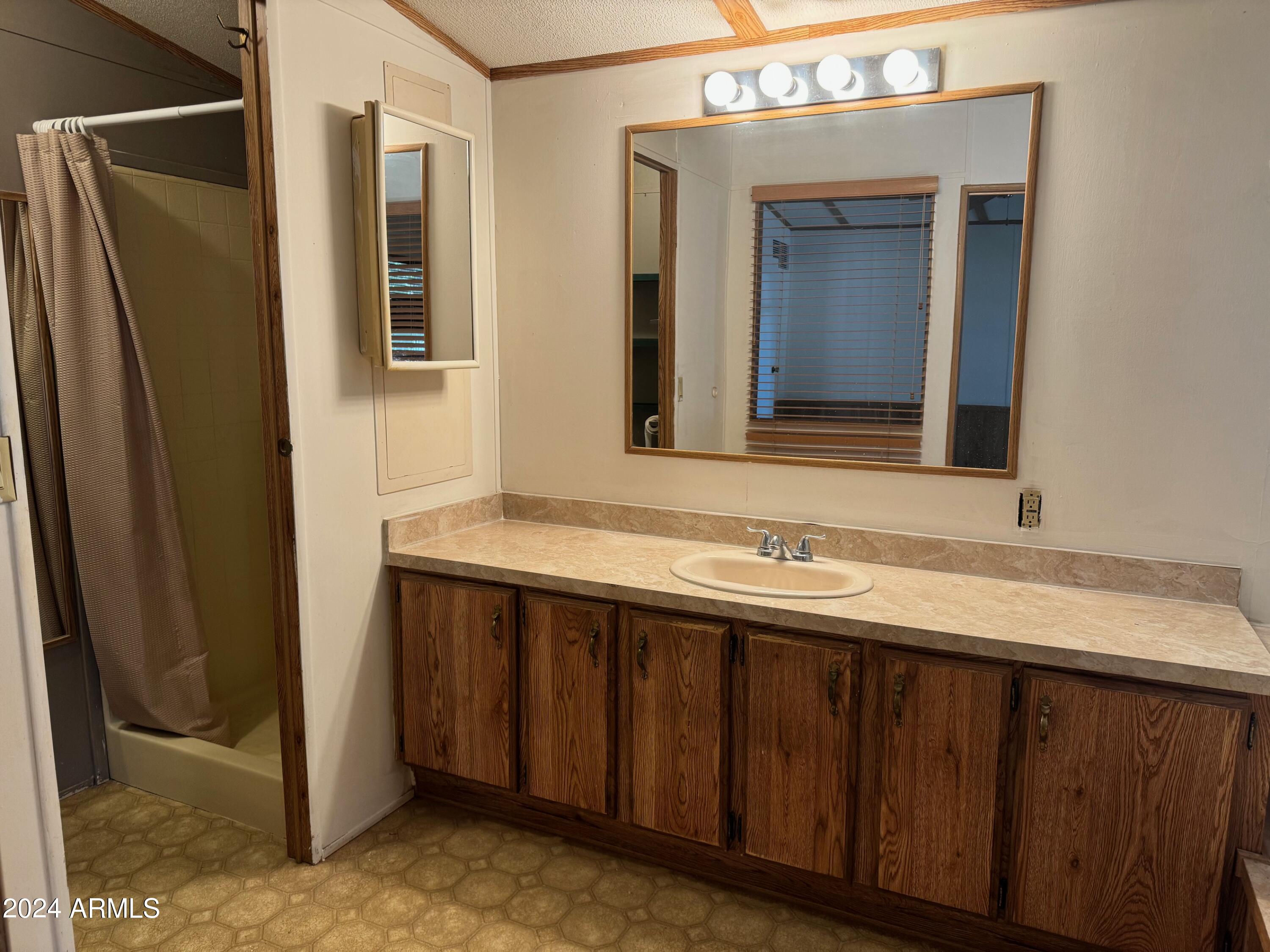 3901 E PINNACLE PEAK Road, 10