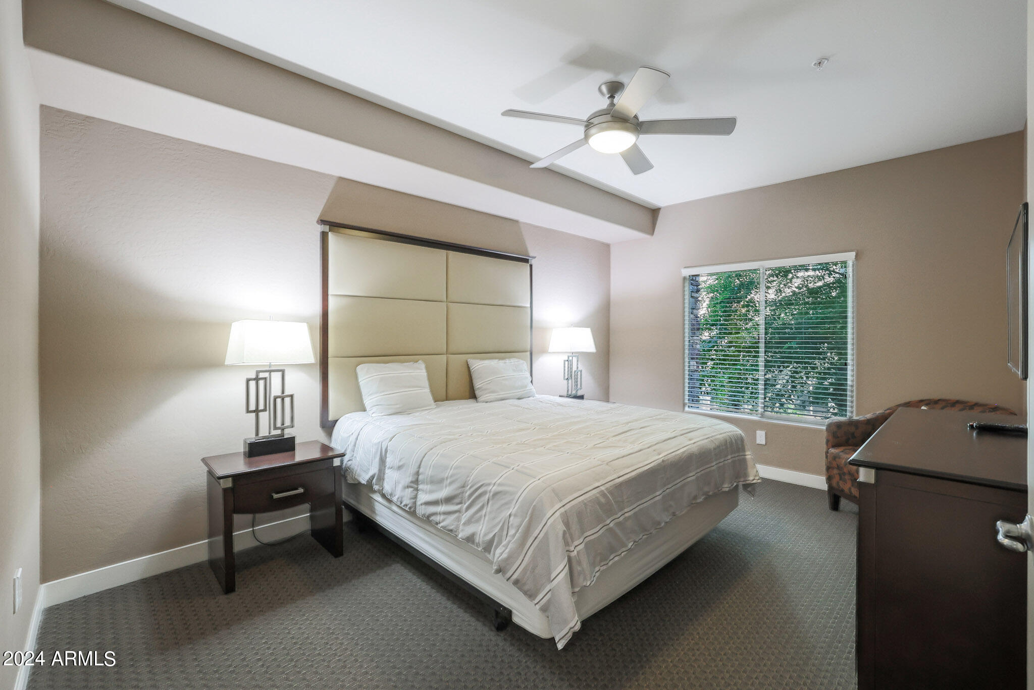5450 E DEER VALLEY Drive, 2169
