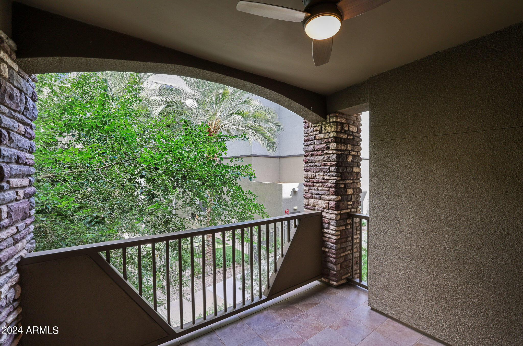 5450 E DEER VALLEY Drive, 2169