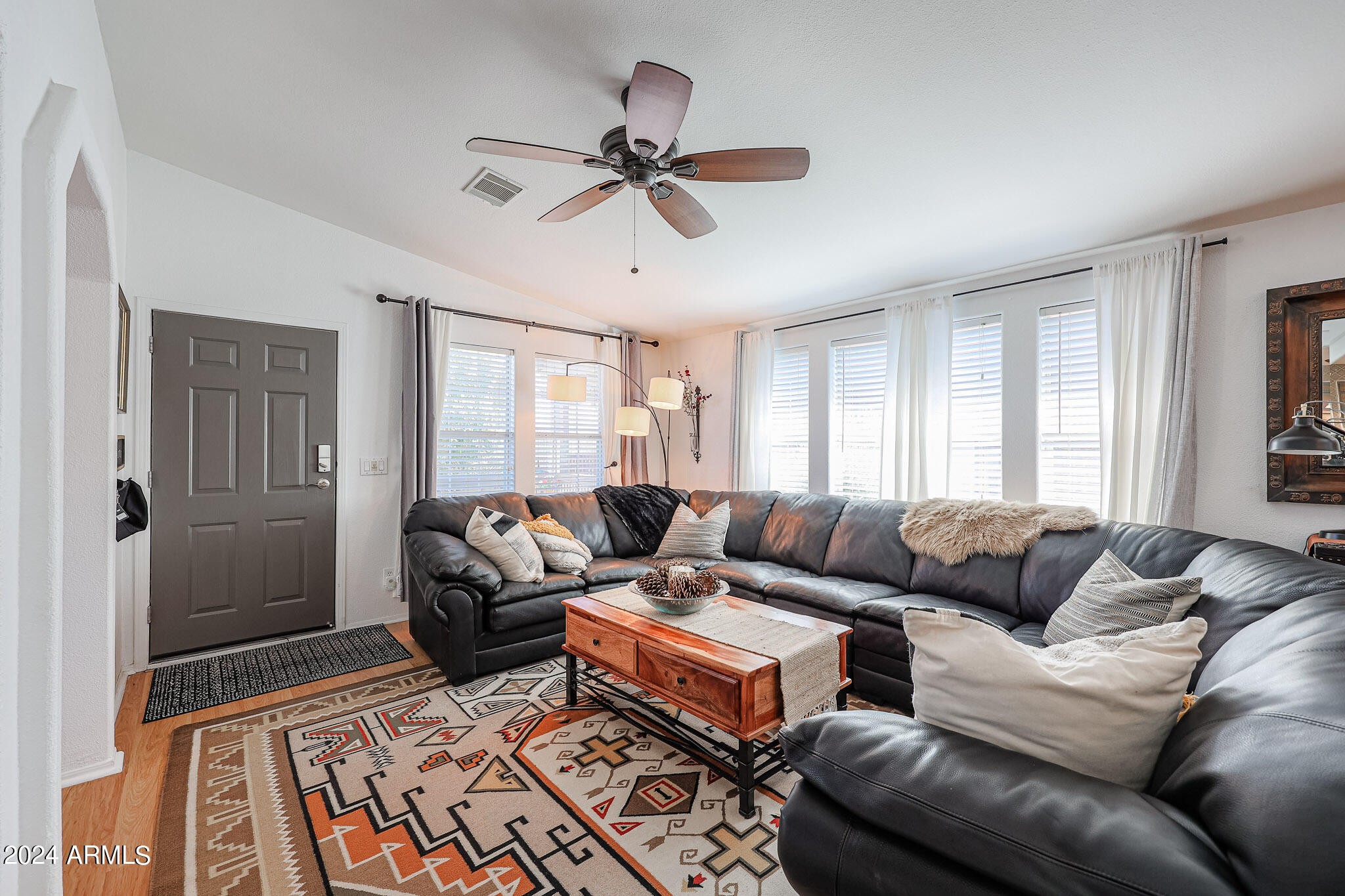 3901 E PINNACLE PEAK Road, 303