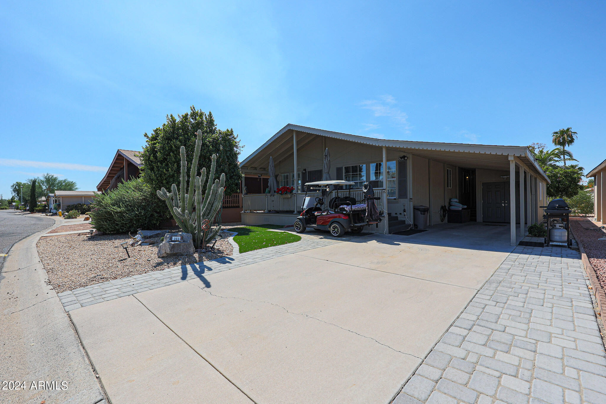 3901 E PINNACLE PEAK Road, 303