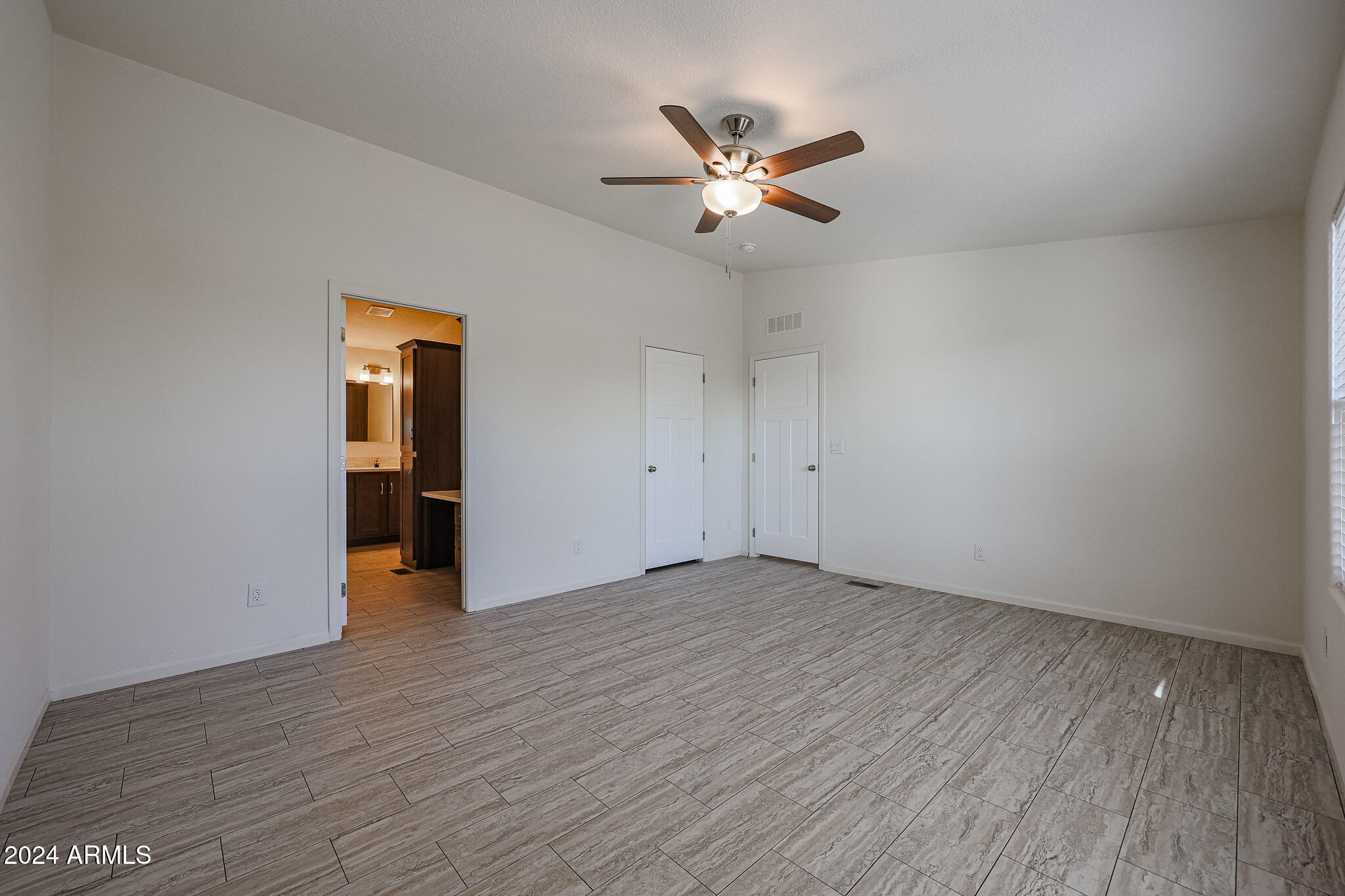 3901 E PINNACLE PEAK Road, 225