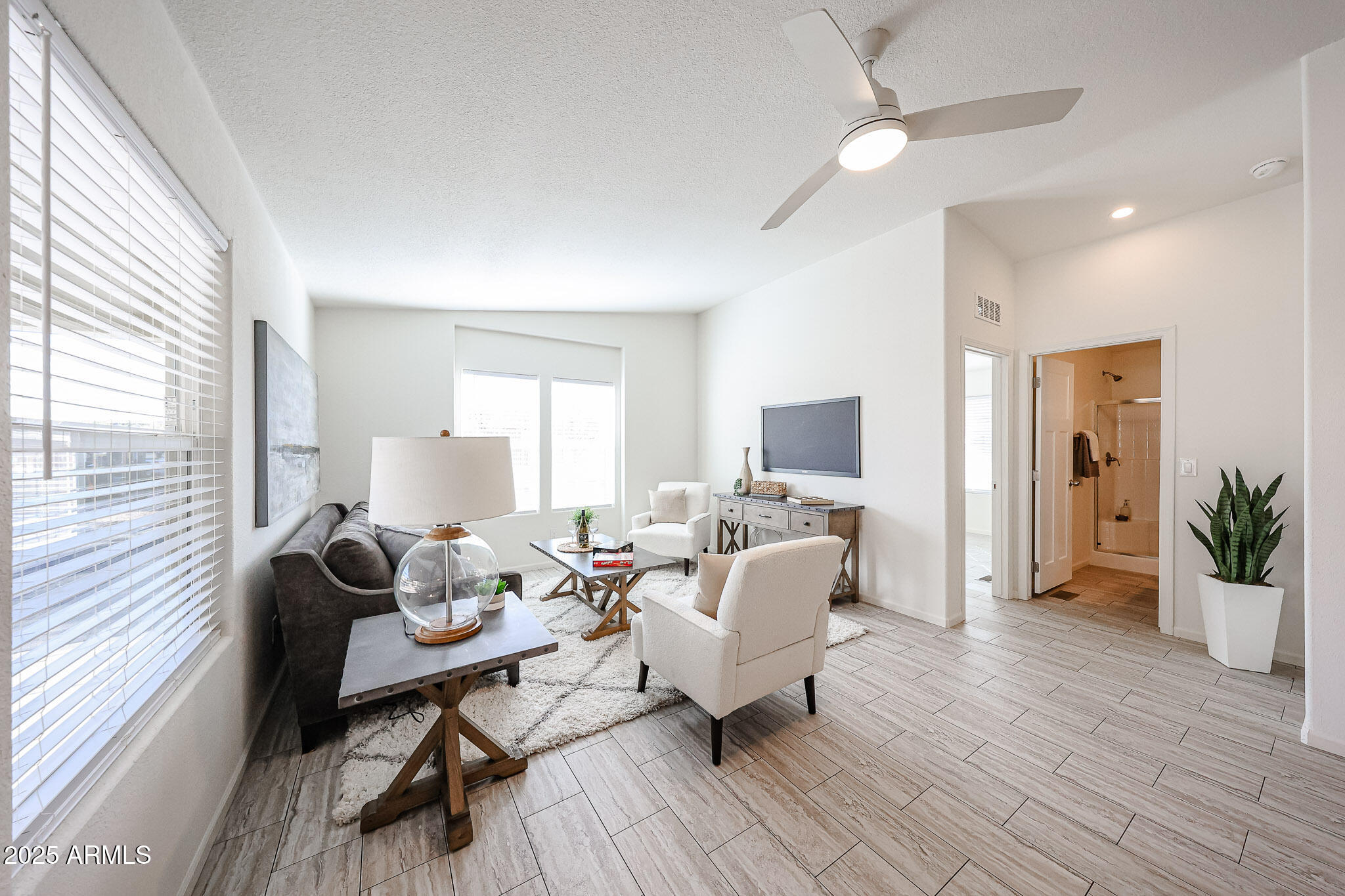 3901 E PINNACLE PEAK Road, 225