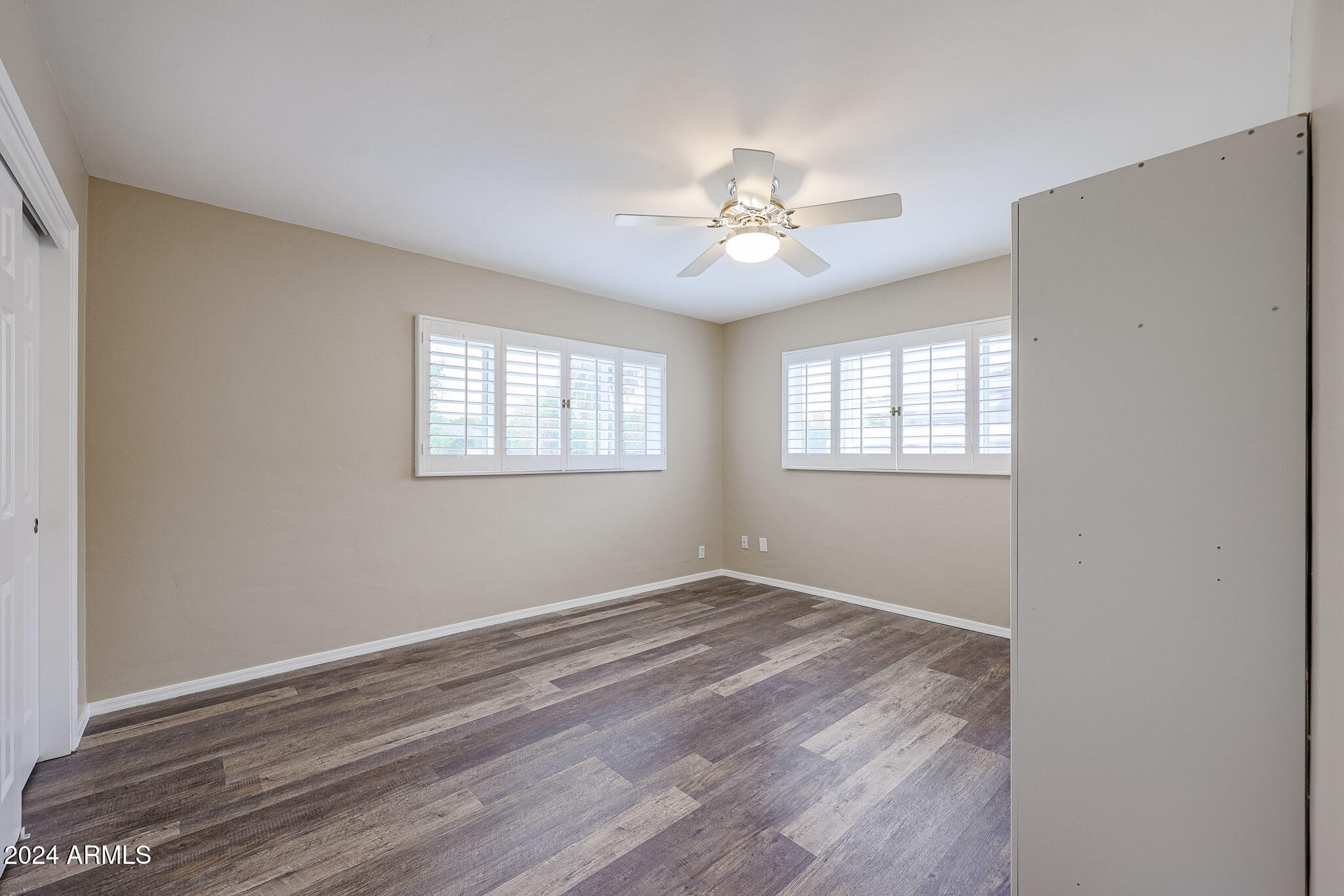 4320 E CALLE FELIZ