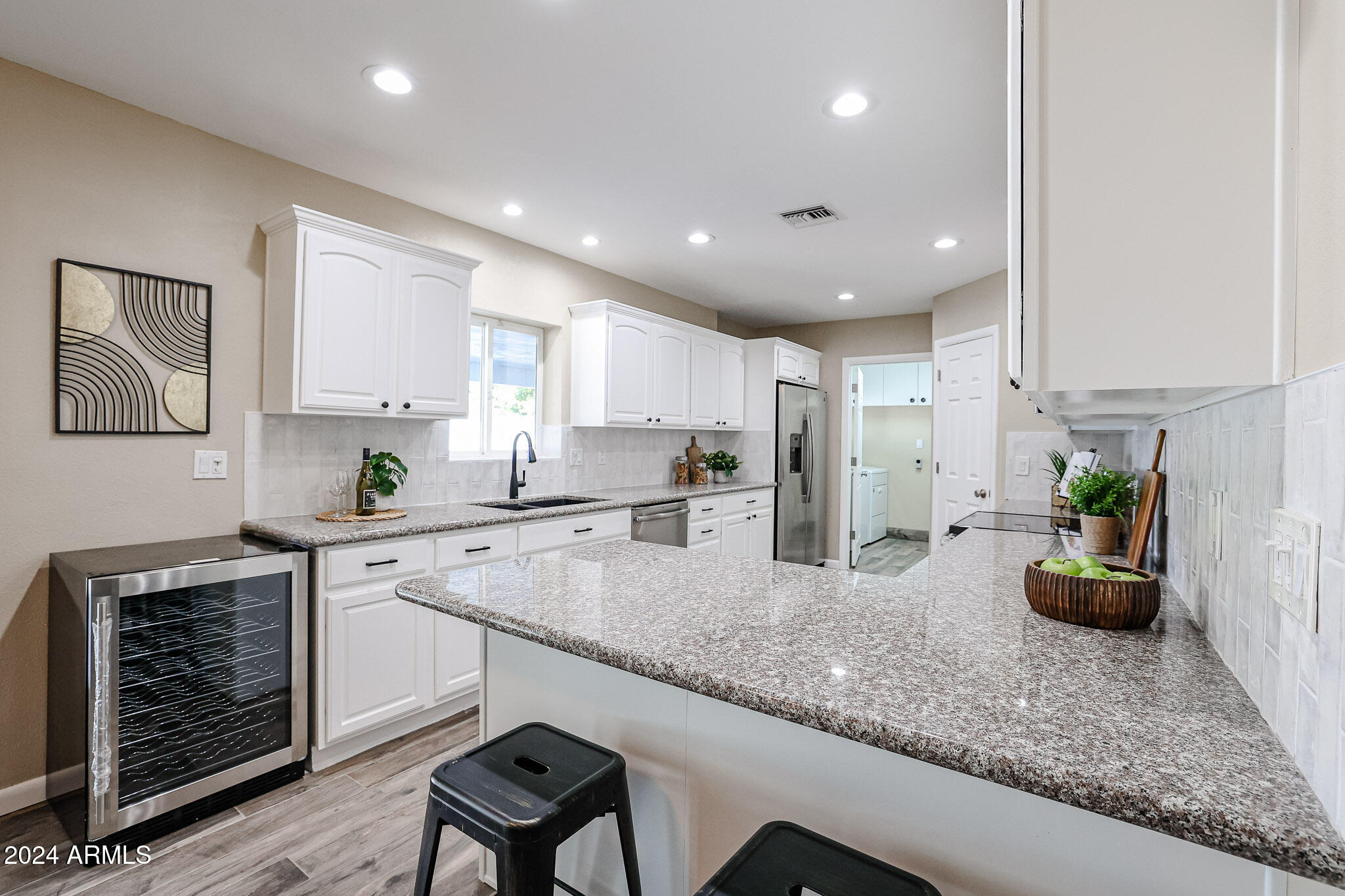 4320 E CALLE FELIZ