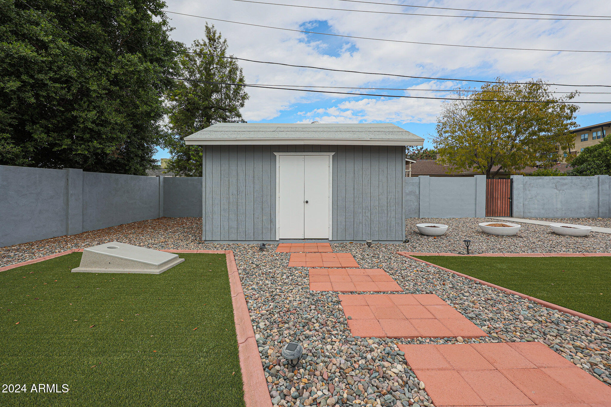 4320 E CALLE FELIZ
