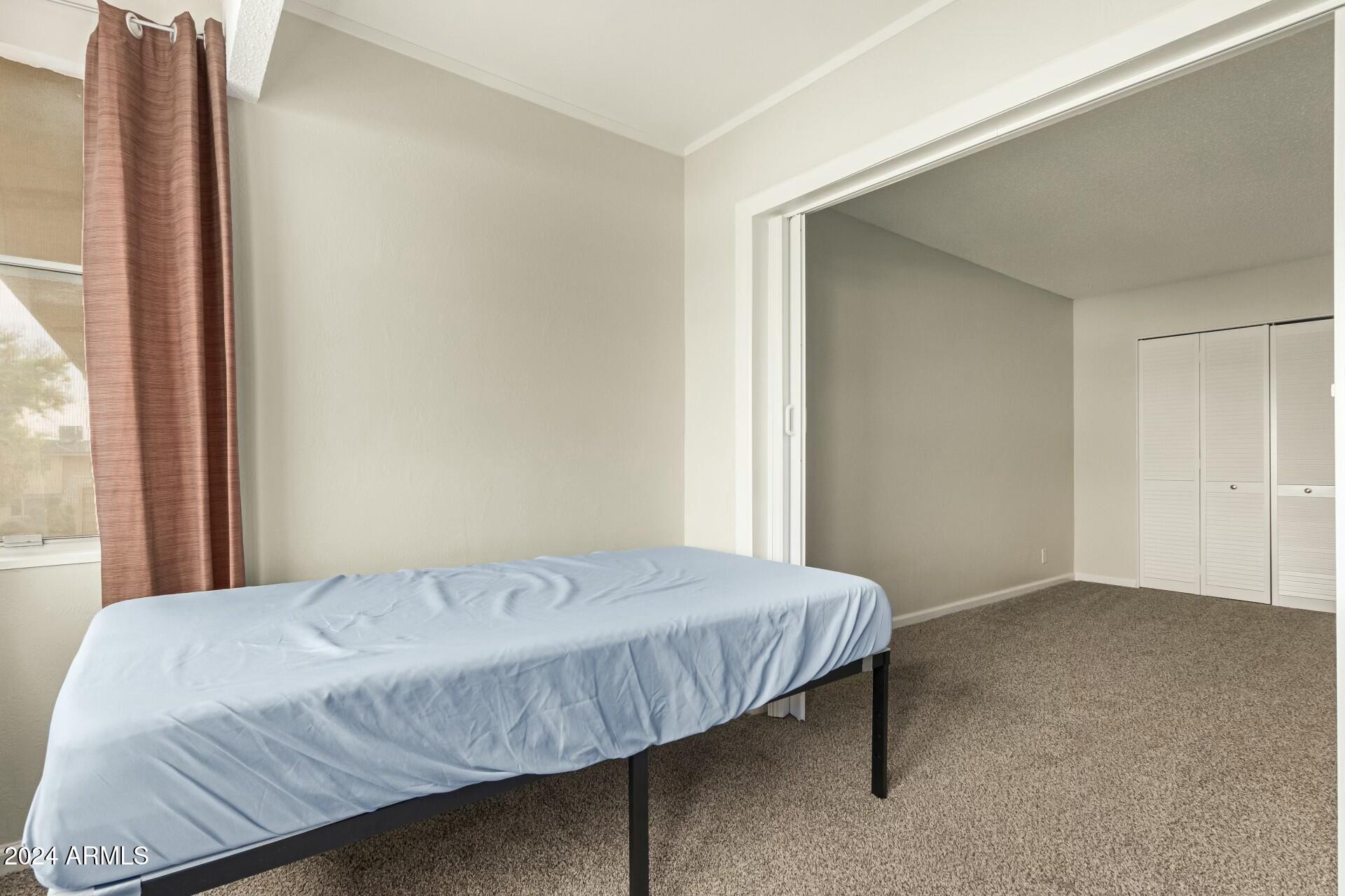 8211 E GARFIELD Street, J217