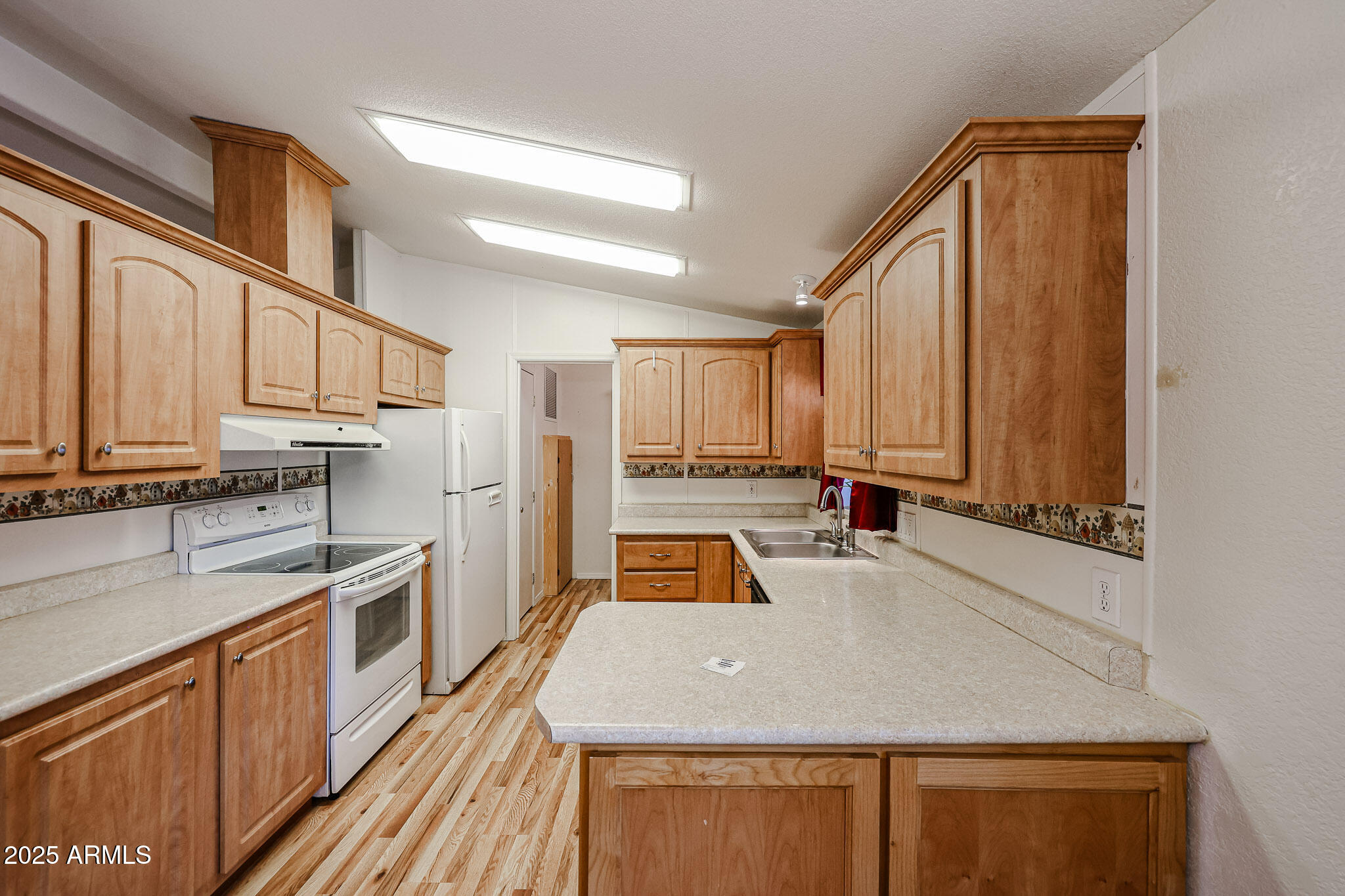 3901 E PINNACLE PEAK Road, 39