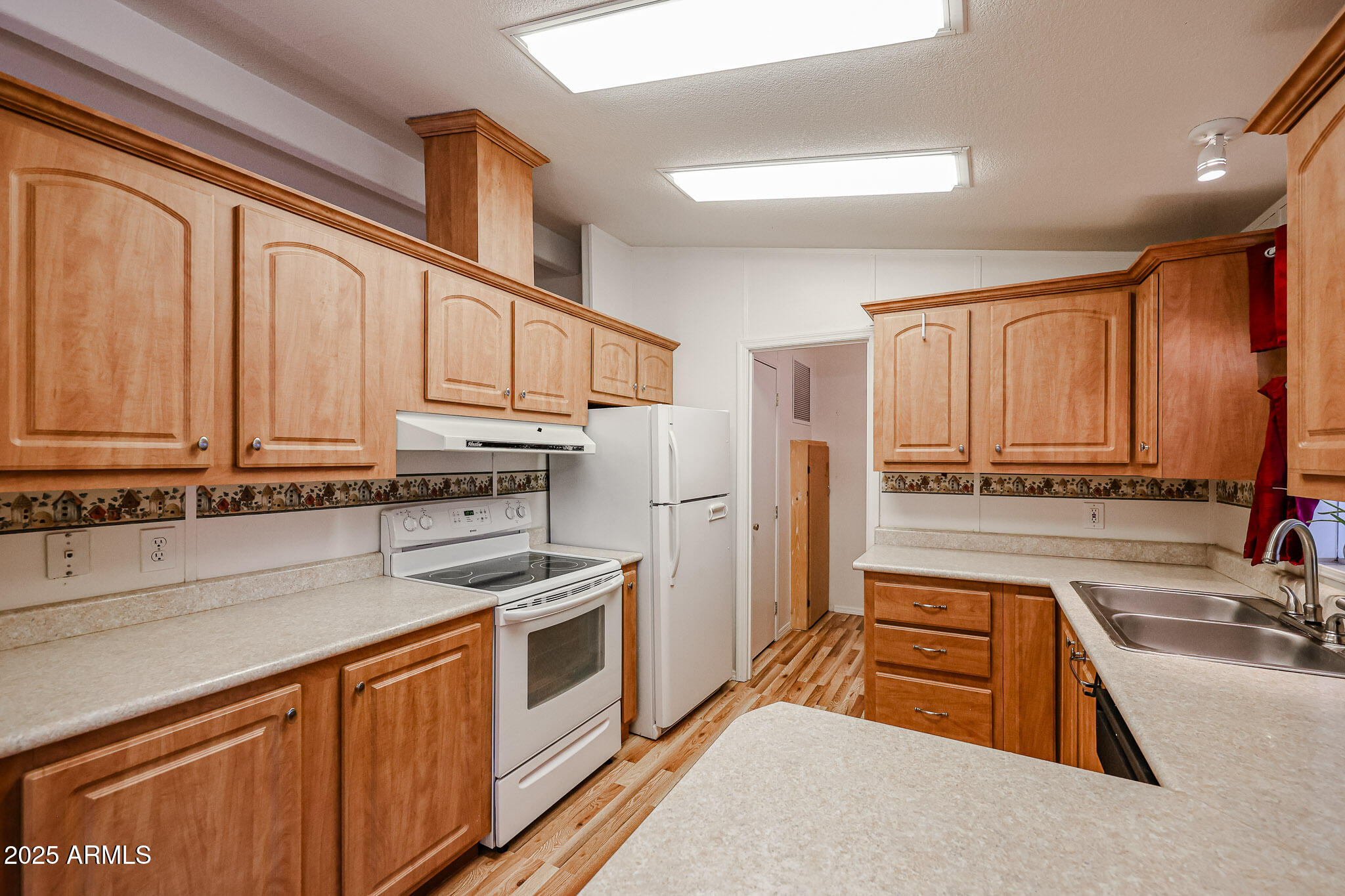 3901 E PINNACLE PEAK Road, 39