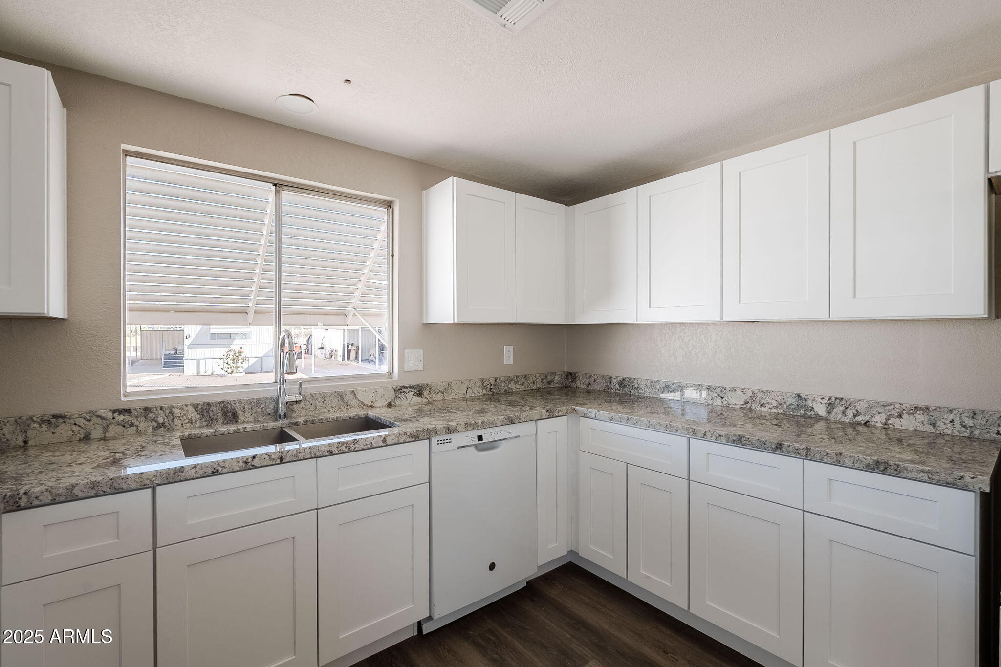 11435 E APACHE Trail, 23
