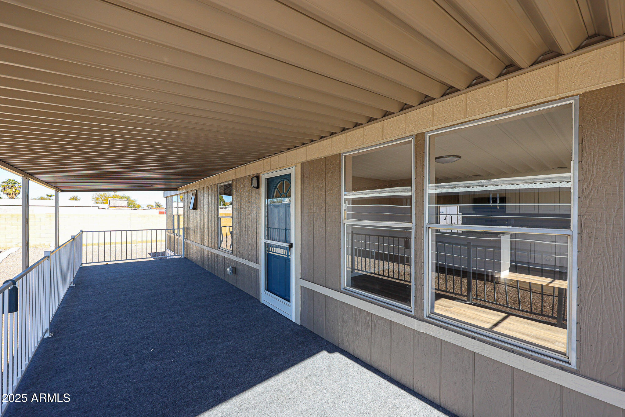 2701 E UTOPIA Road, 8