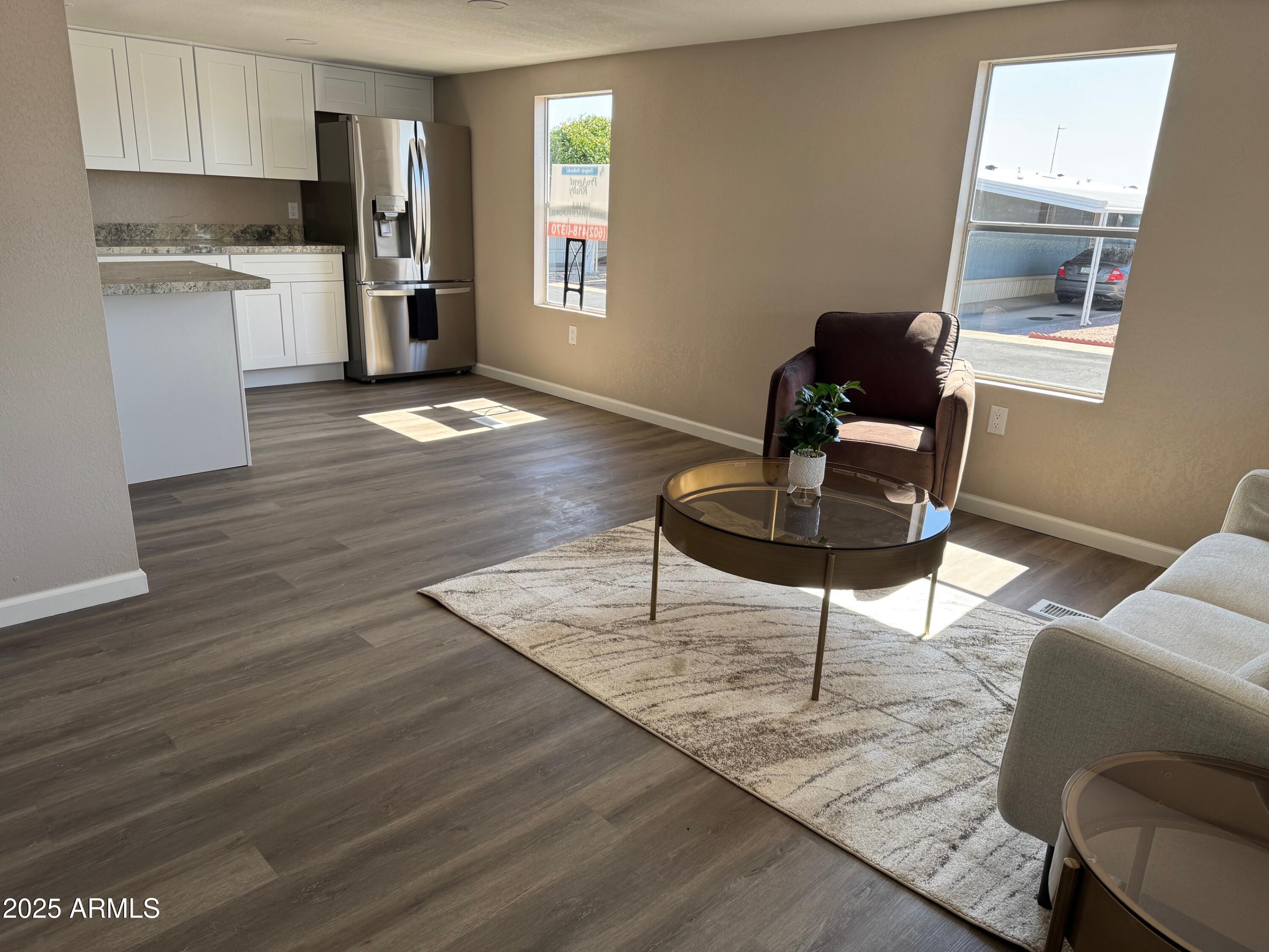 2701 E UTOPIA Road, 8