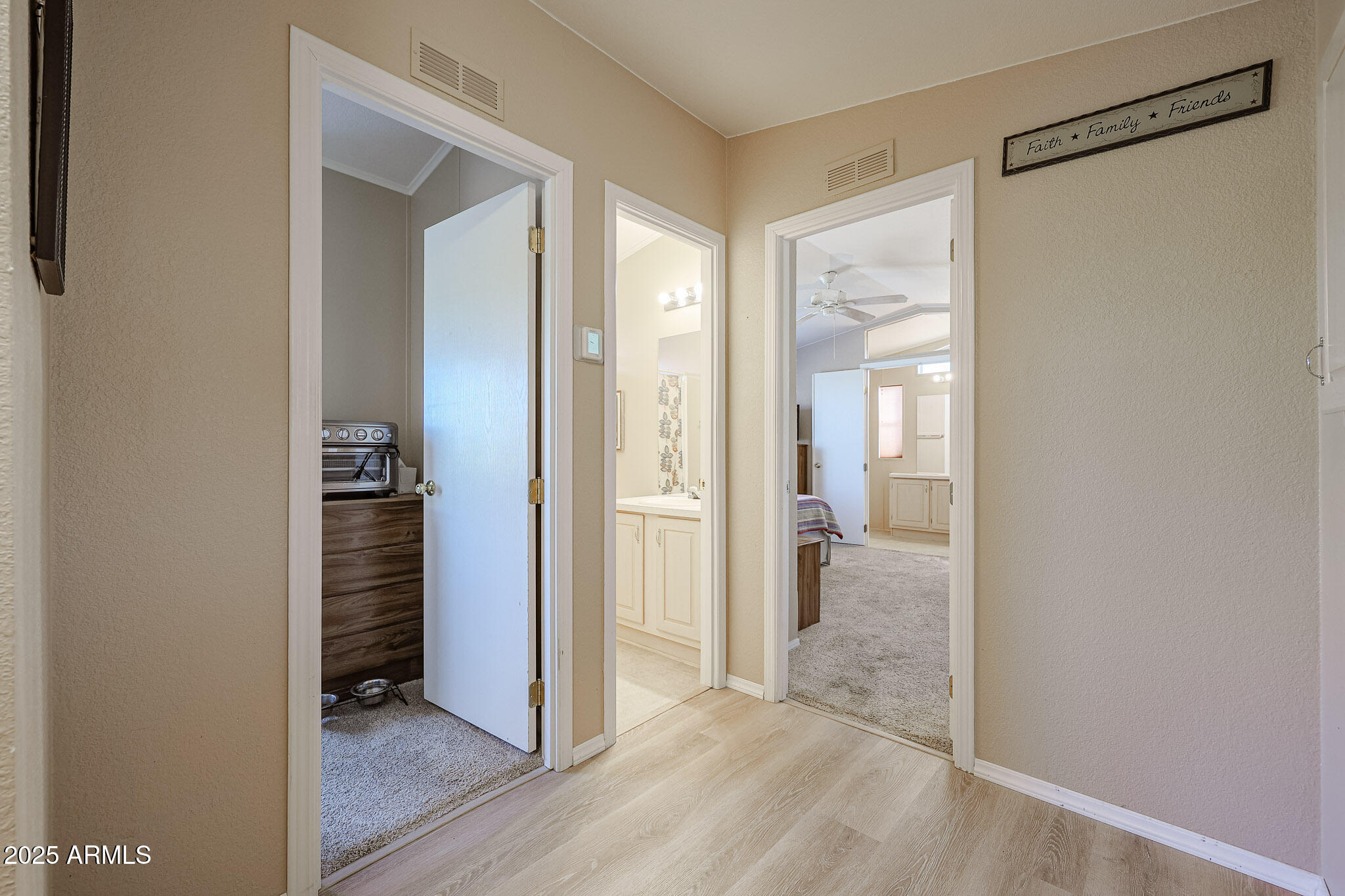 3901 E PINNACLE PEAK Road, 415