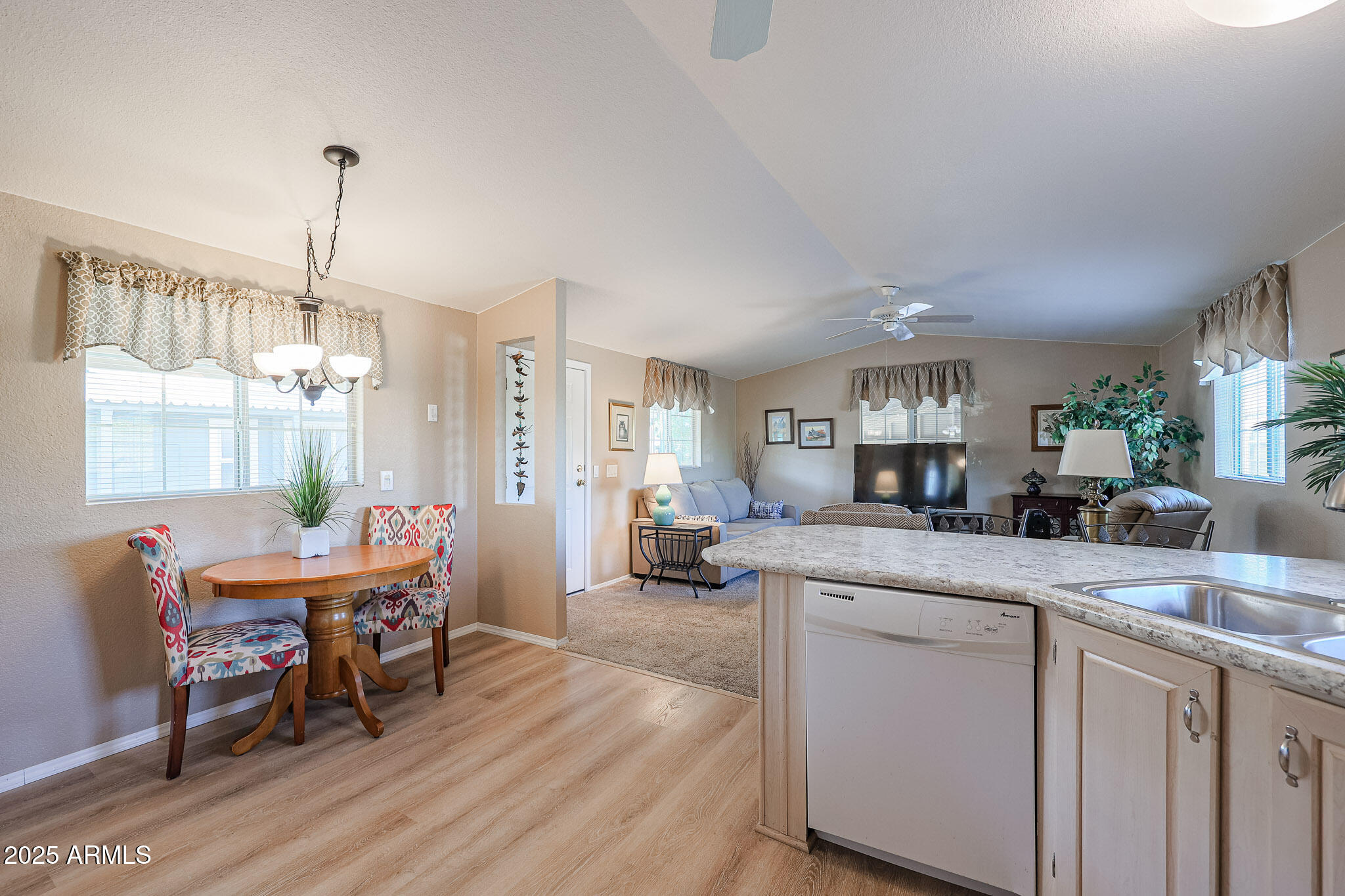 3901 E PINNACLE PEAK Road, 415