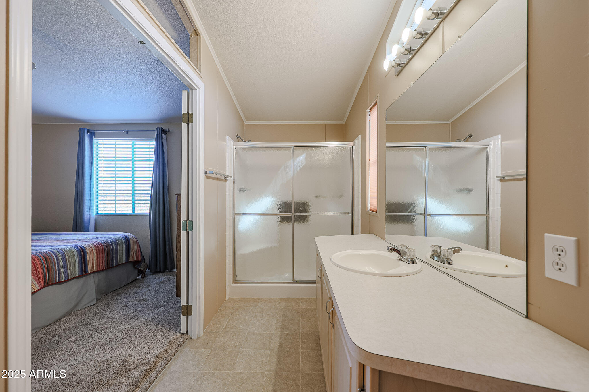 3901 E PINNACLE PEAK Road, 415