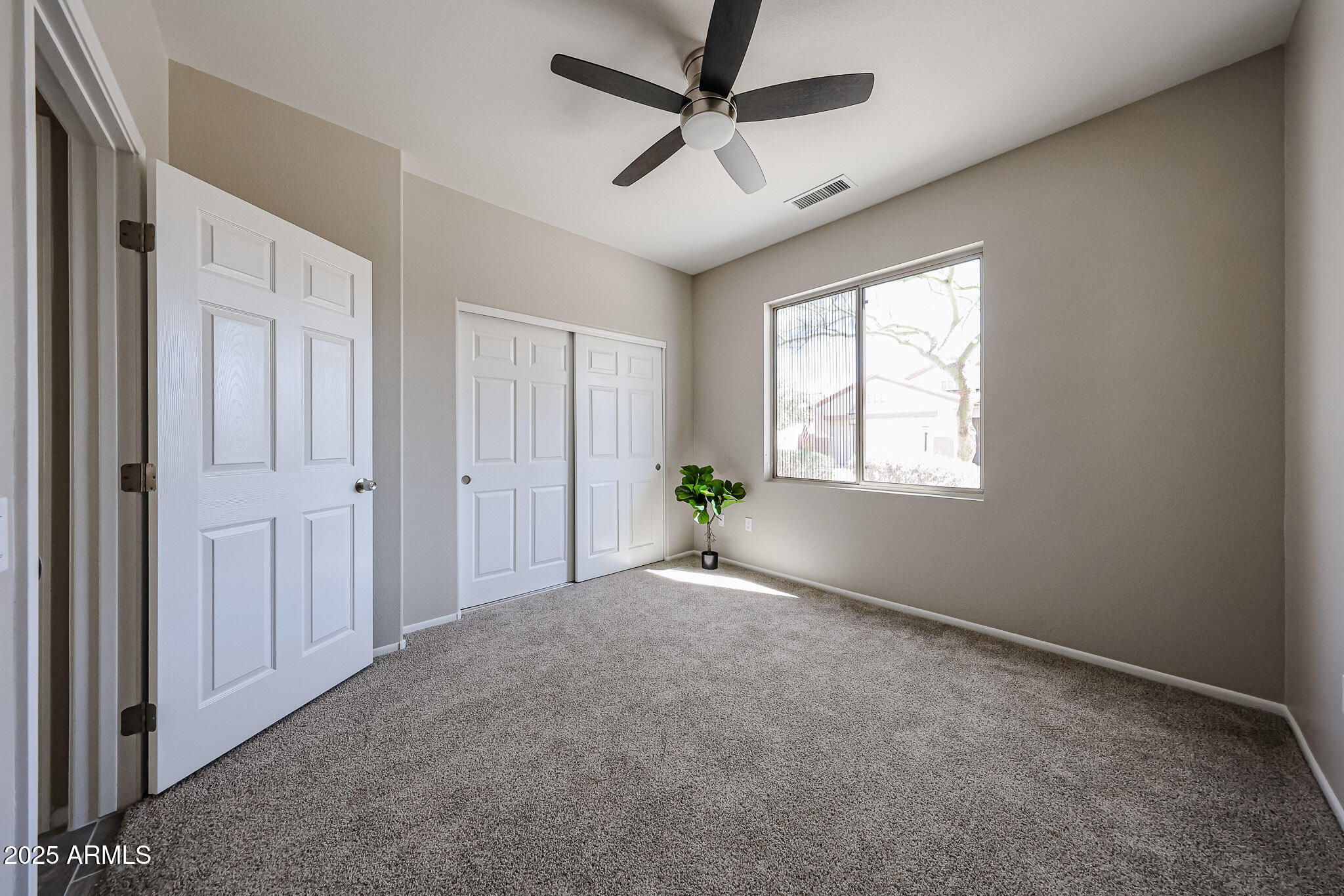 16137 W QUAIL CREEK Lane